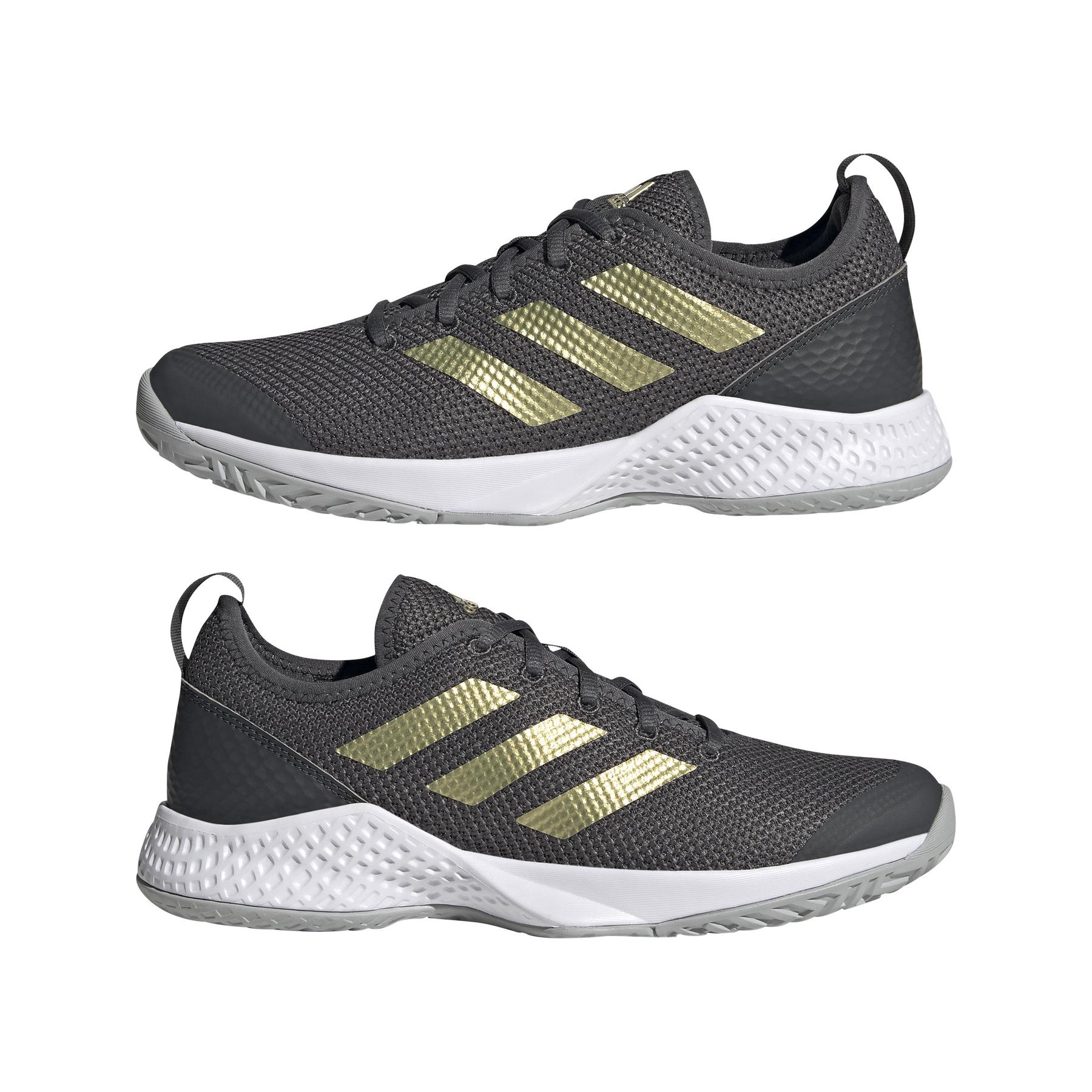 product/a/d/adidas_h00943_10_footwear_photography_mirrored_pair_view_white-nw040824x.jpg