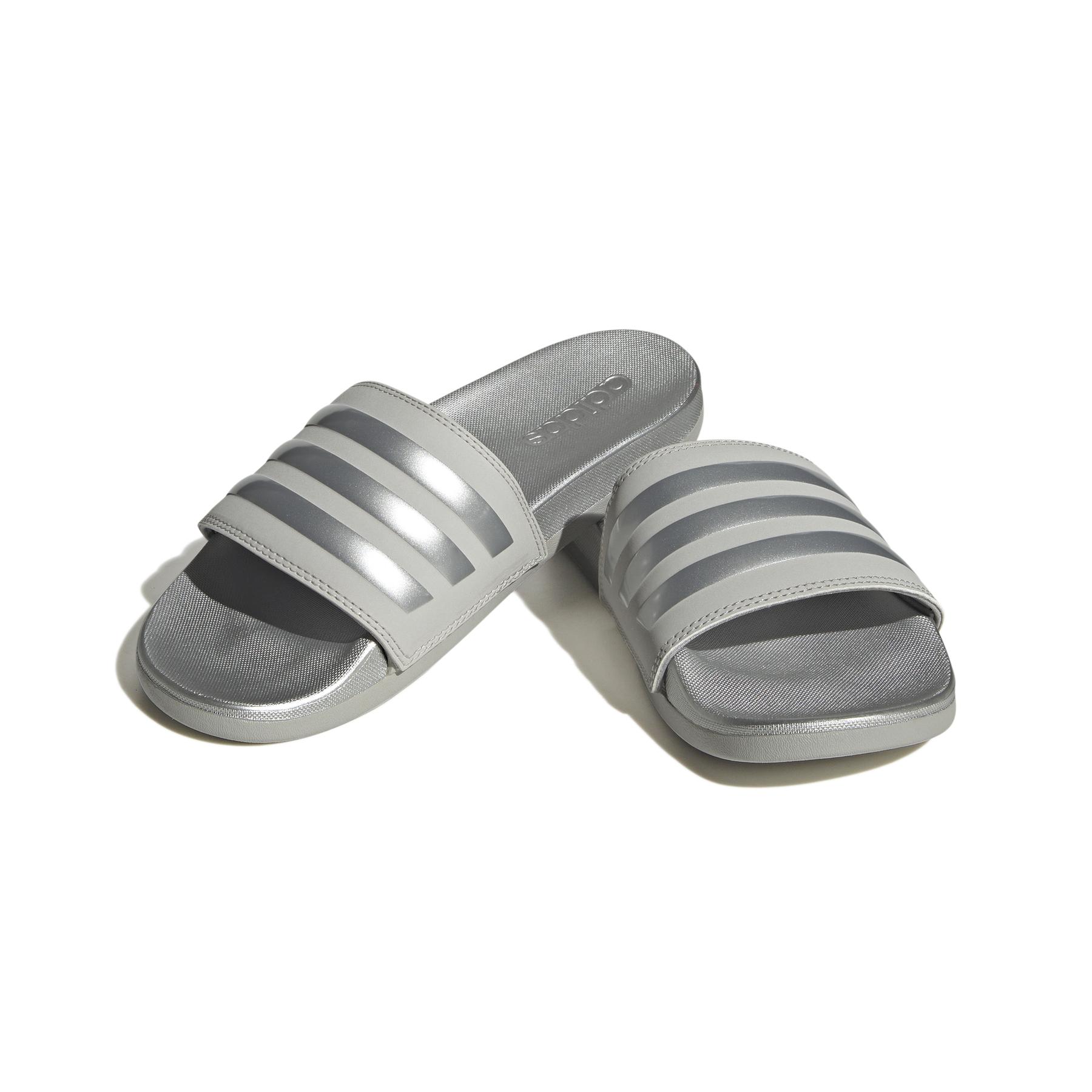 a/d/adidas_h03619_6_footwear_photography_front_lateral_top_view_white.jpg