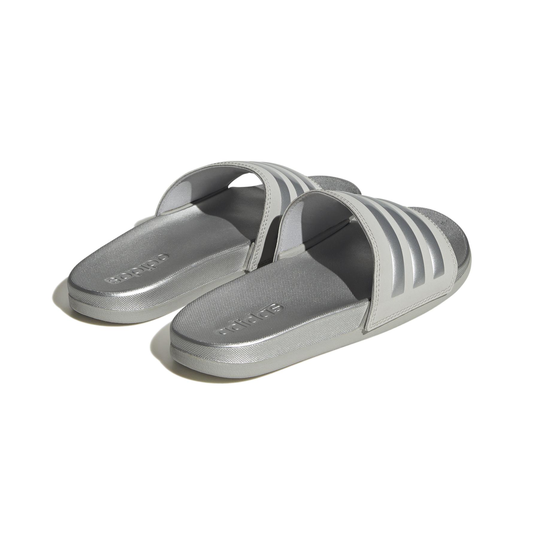 a/d/adidas_h03619_7_footwear_photography_back_lateral_top_view_white.jpg
