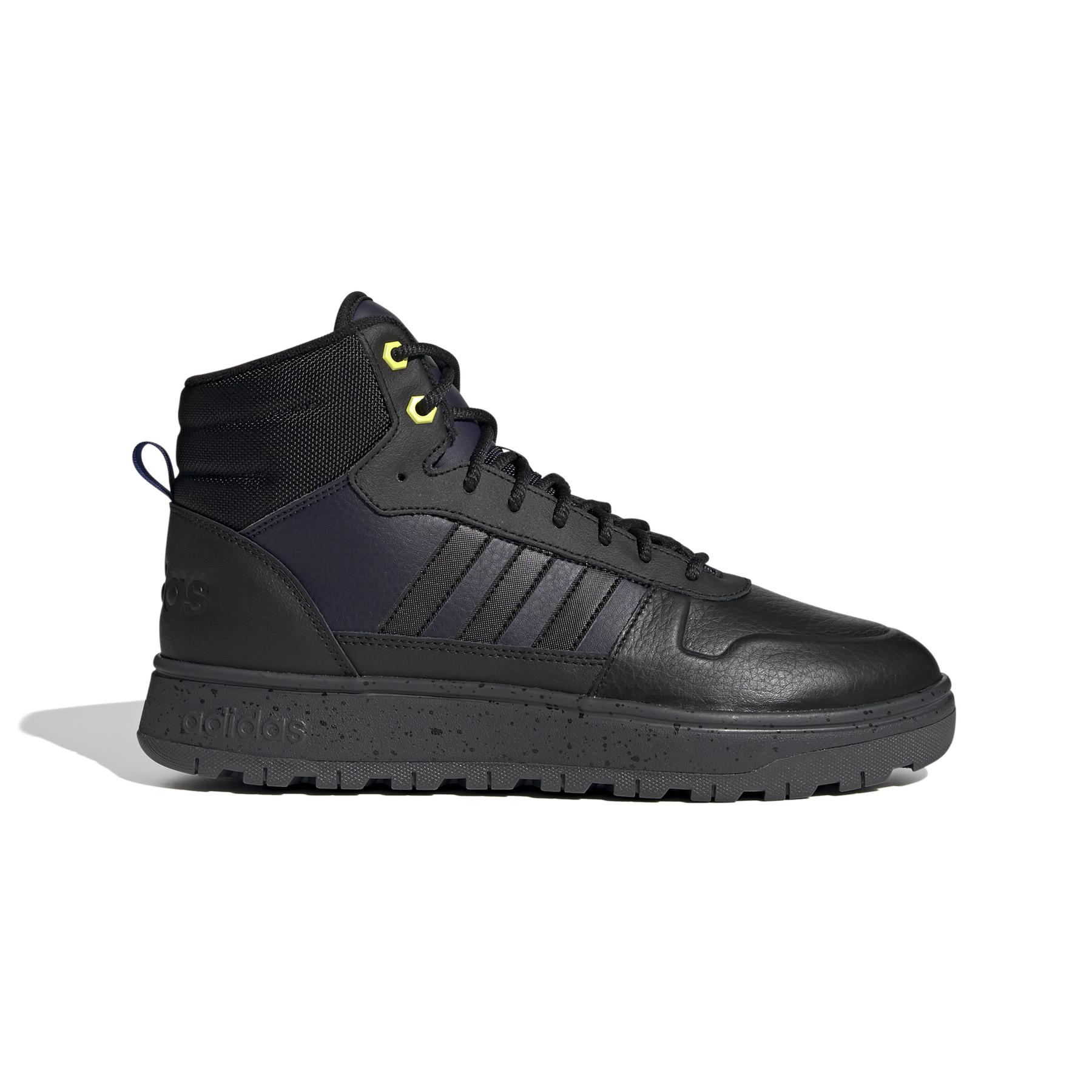 product/a/d/adidas_h04464_1_footwear_photography_side_lateral_center_view_white.jpg