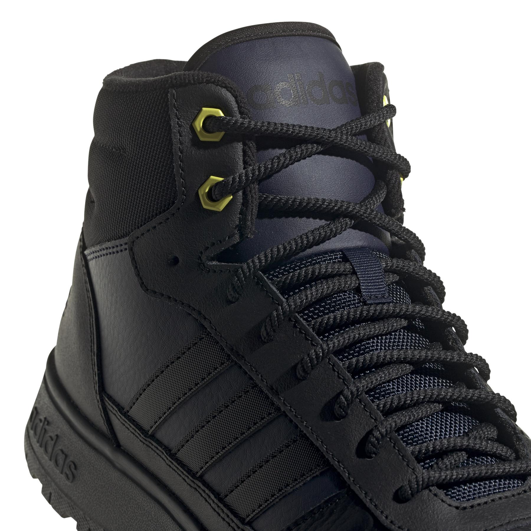 product/a/d/adidas_h04464_8_footwear_photography_detail_view_1_white.jpg