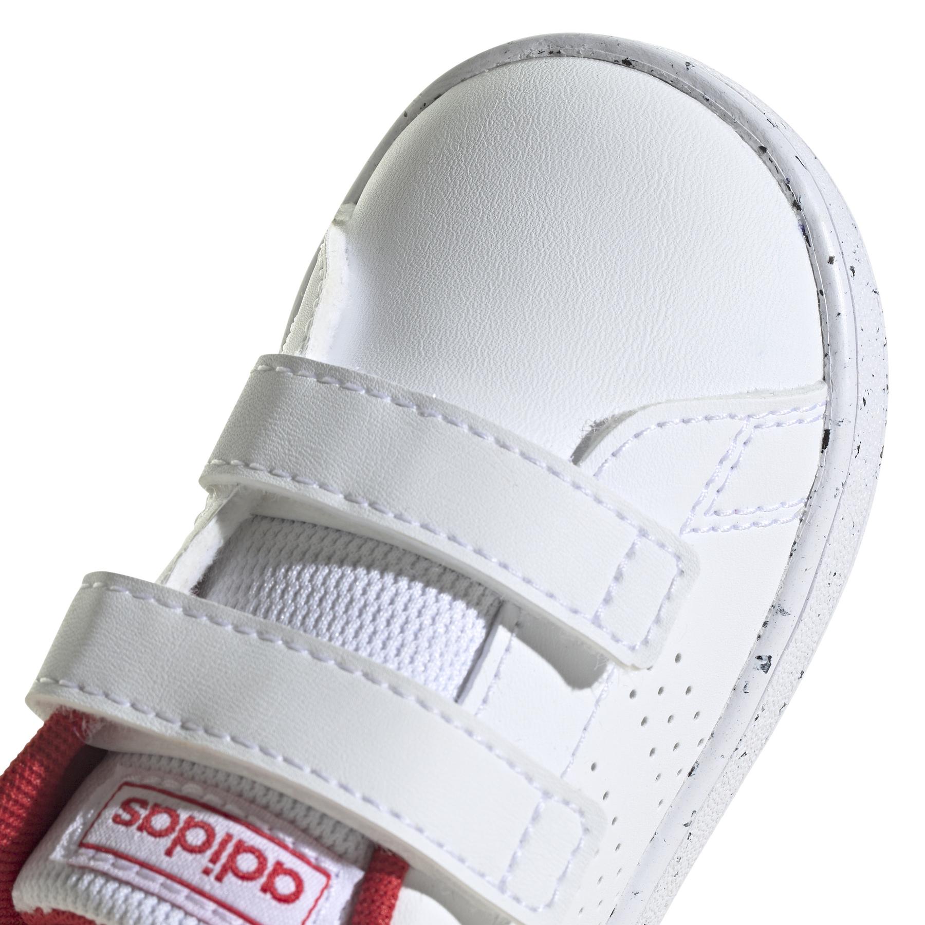 product/a/d/adidas_h06216_9_footwear_photography_detail_view_2_white_000.jpg