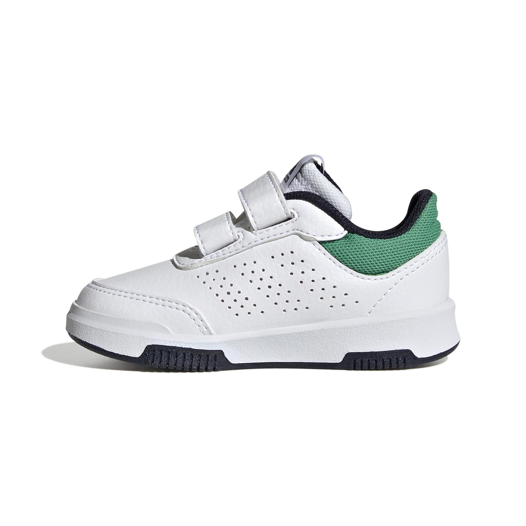 product/a/d/adidas_h06302_5_footwear_photography_side_medial_center_view_white_000.jpg
