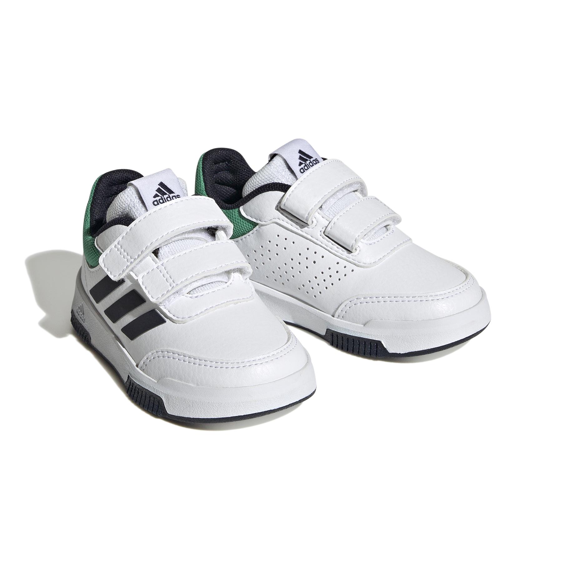 product/a/d/adidas_h06302_6_footwear_photography_front_lateral_top_view_white_000.jpg