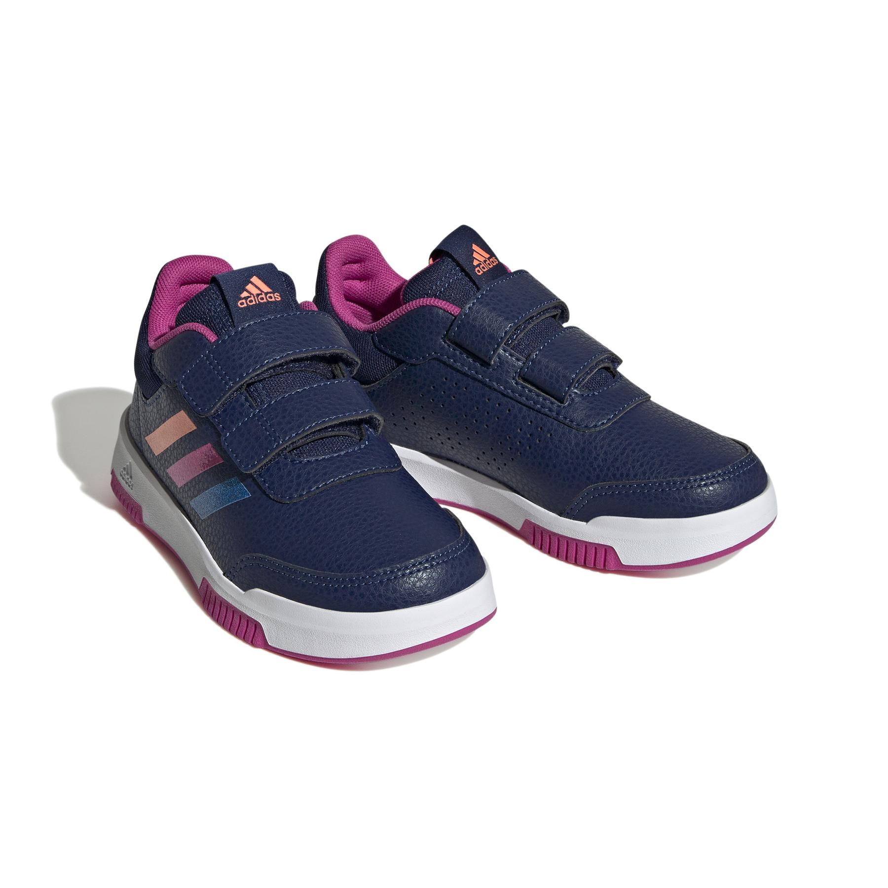 product/a/d/adidas_h06367_6_footwear_photography_front_lateral_top_view_white.jpg