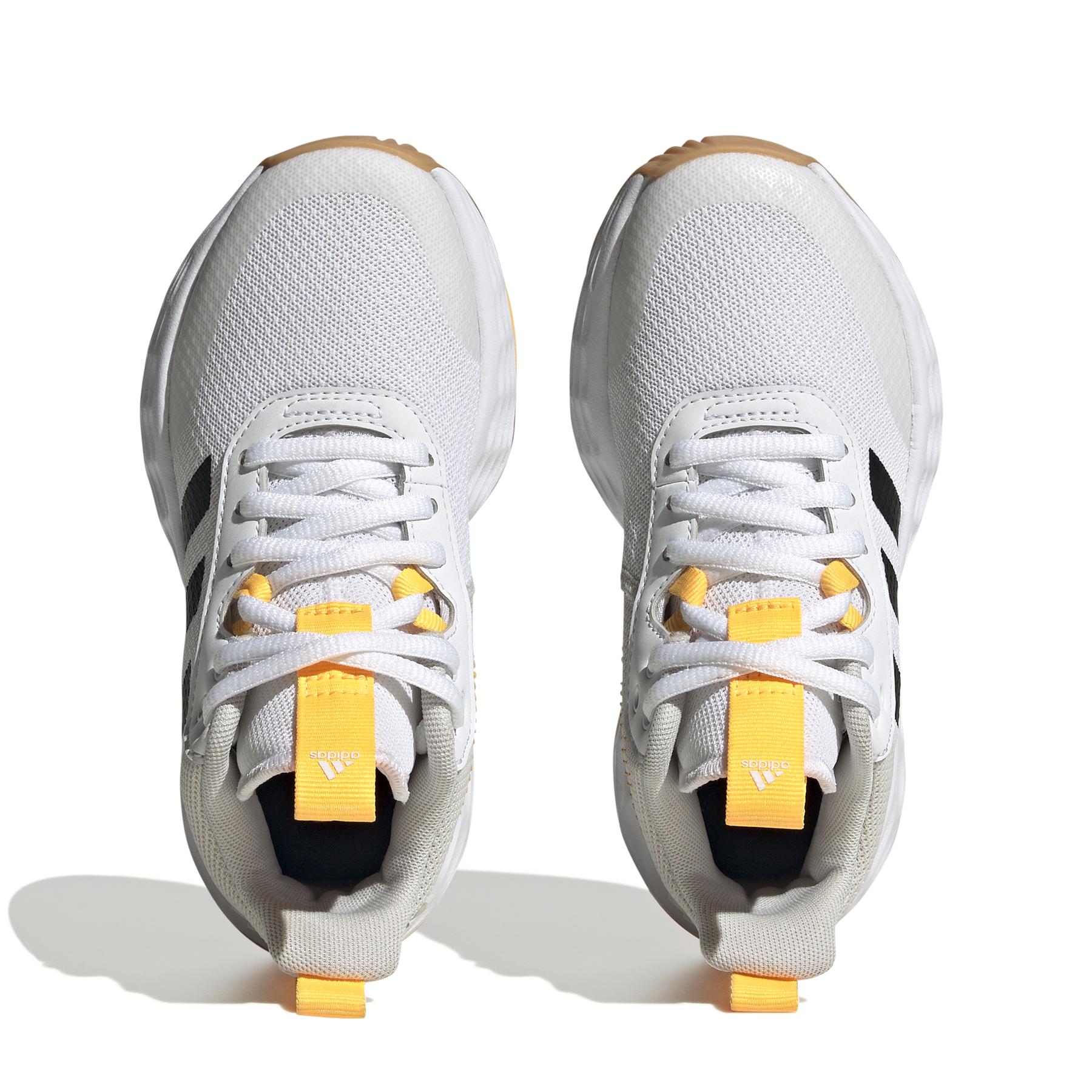 product/a/d/adidas_h06418_3_footwear_photography_top_portrait_view_white.jpg