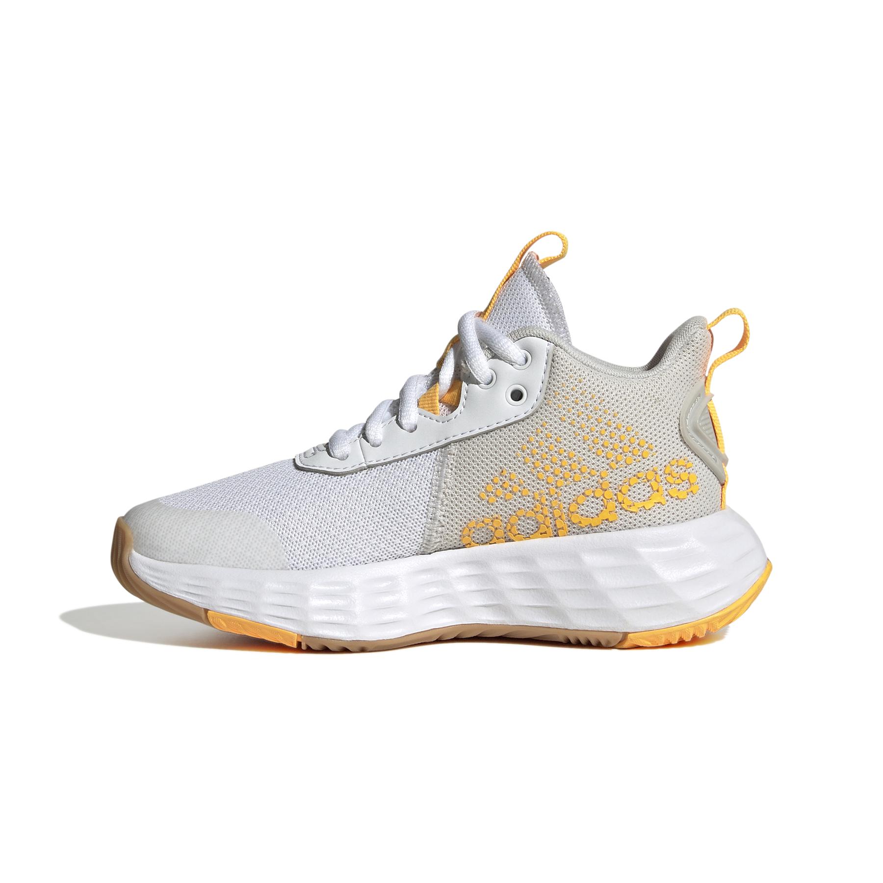 product/a/d/adidas_h06418_5_footwear_photography_side_medial_center_view_white.jpg
