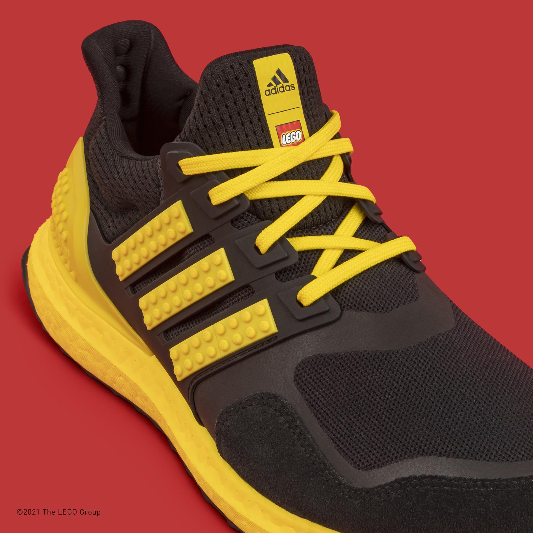 product/a/d/adidas_h67953_19_footwear_photography_highlight_view_1.jpg