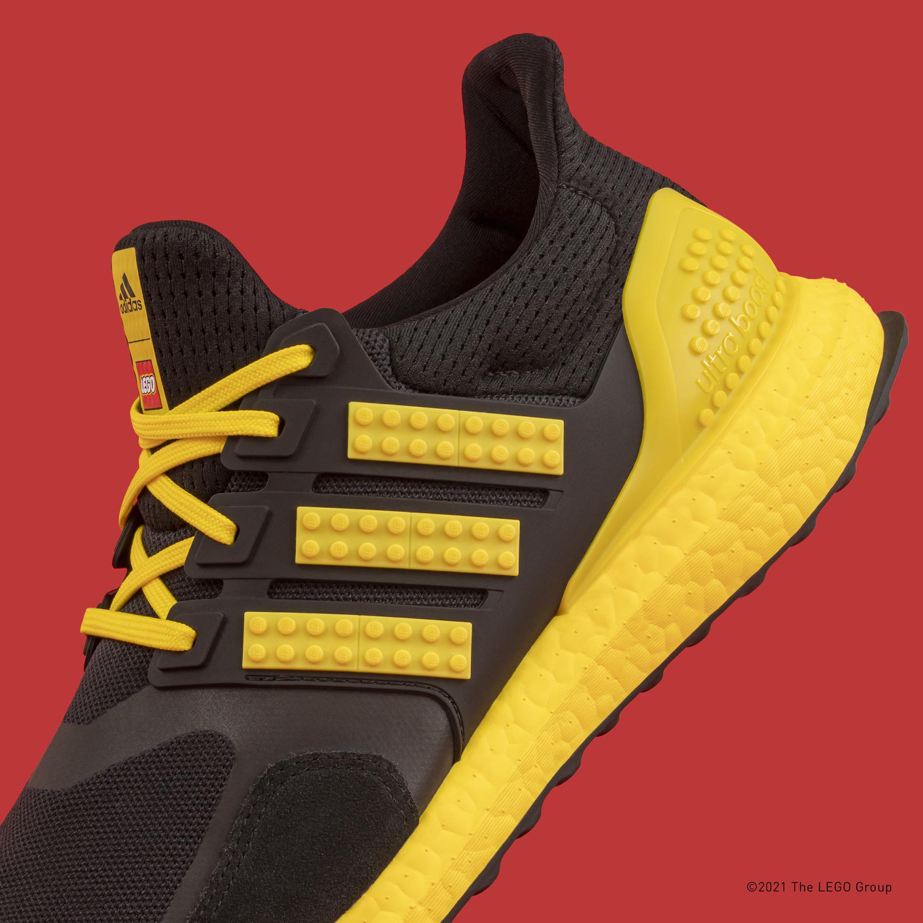 product/a/d/adidas_h67953_20_footwear_photography_highlight_view_2.jpg
