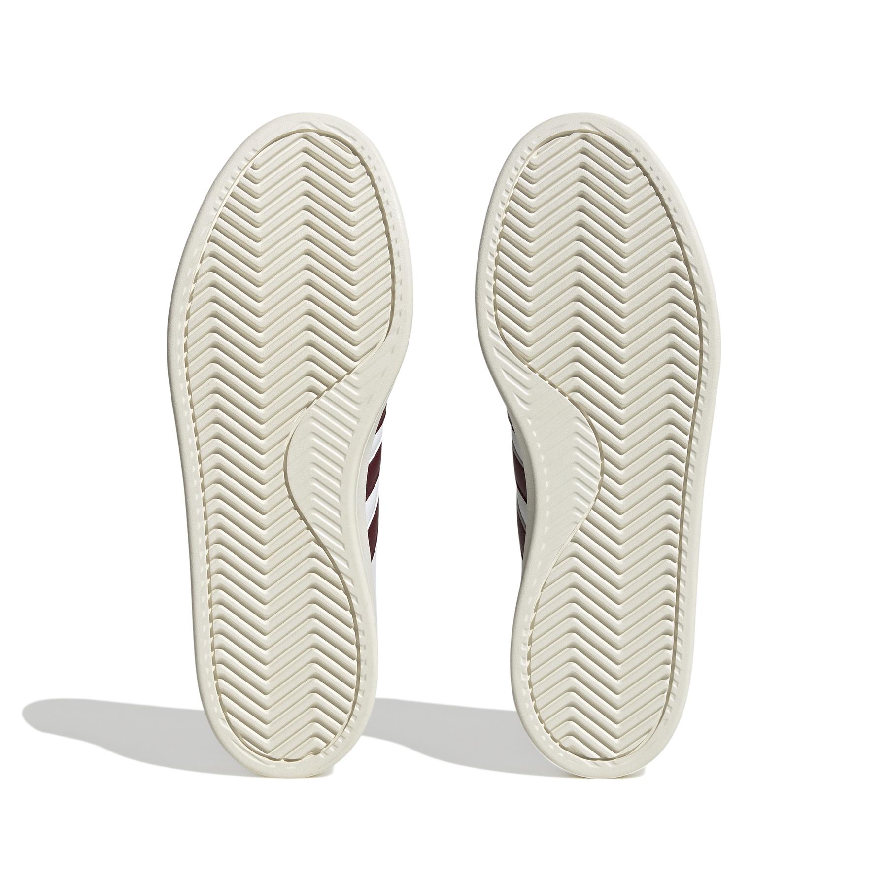 a/d/adidas_hp2534_4_footwear_photography_bottom_view_white_000.jpg