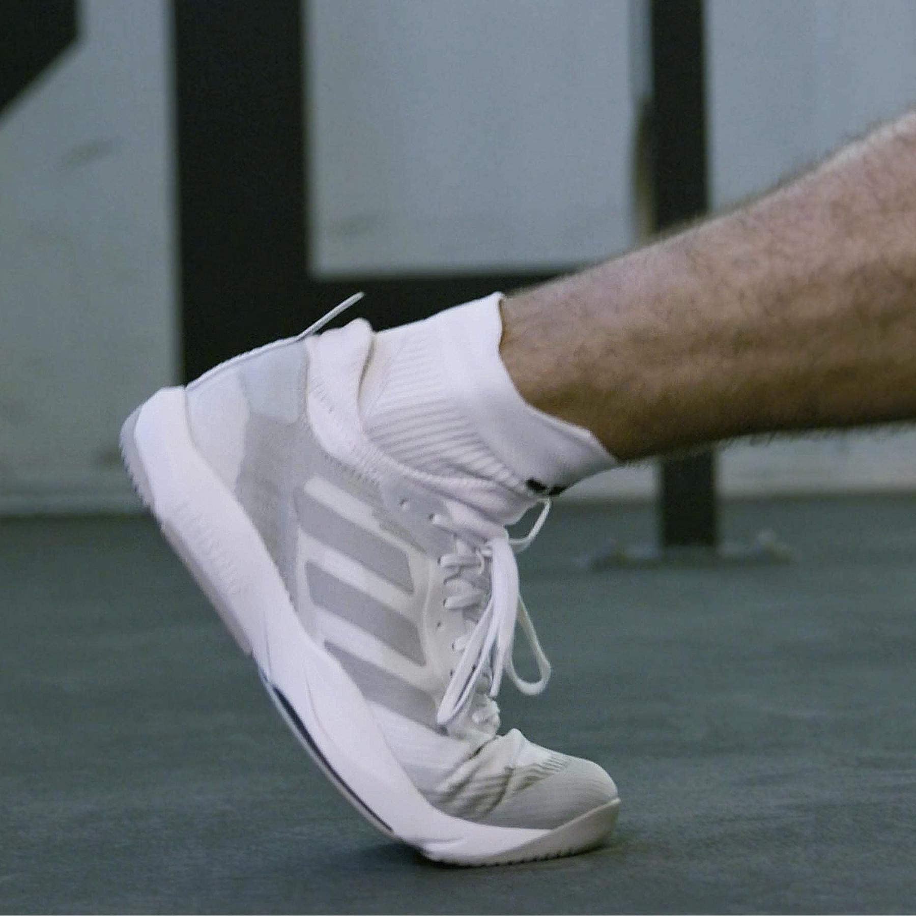 product/a/d/adidas_hp3266_13_footwear_photography_heromrktng_view_1_white.jpg