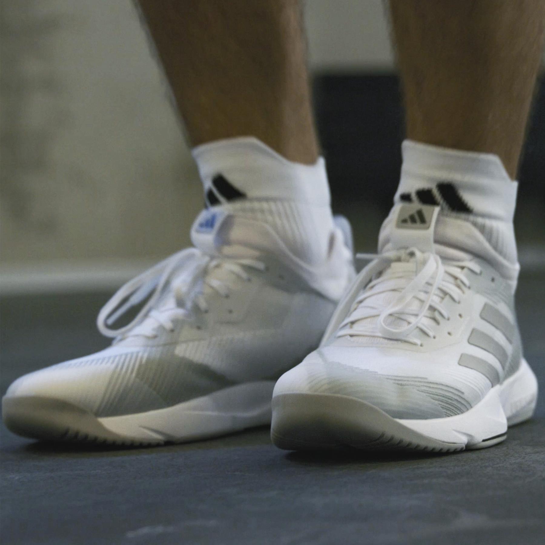 product/a/d/adidas_hp3266_15_footwear_photography_heromrktng_view_3_white.jpg