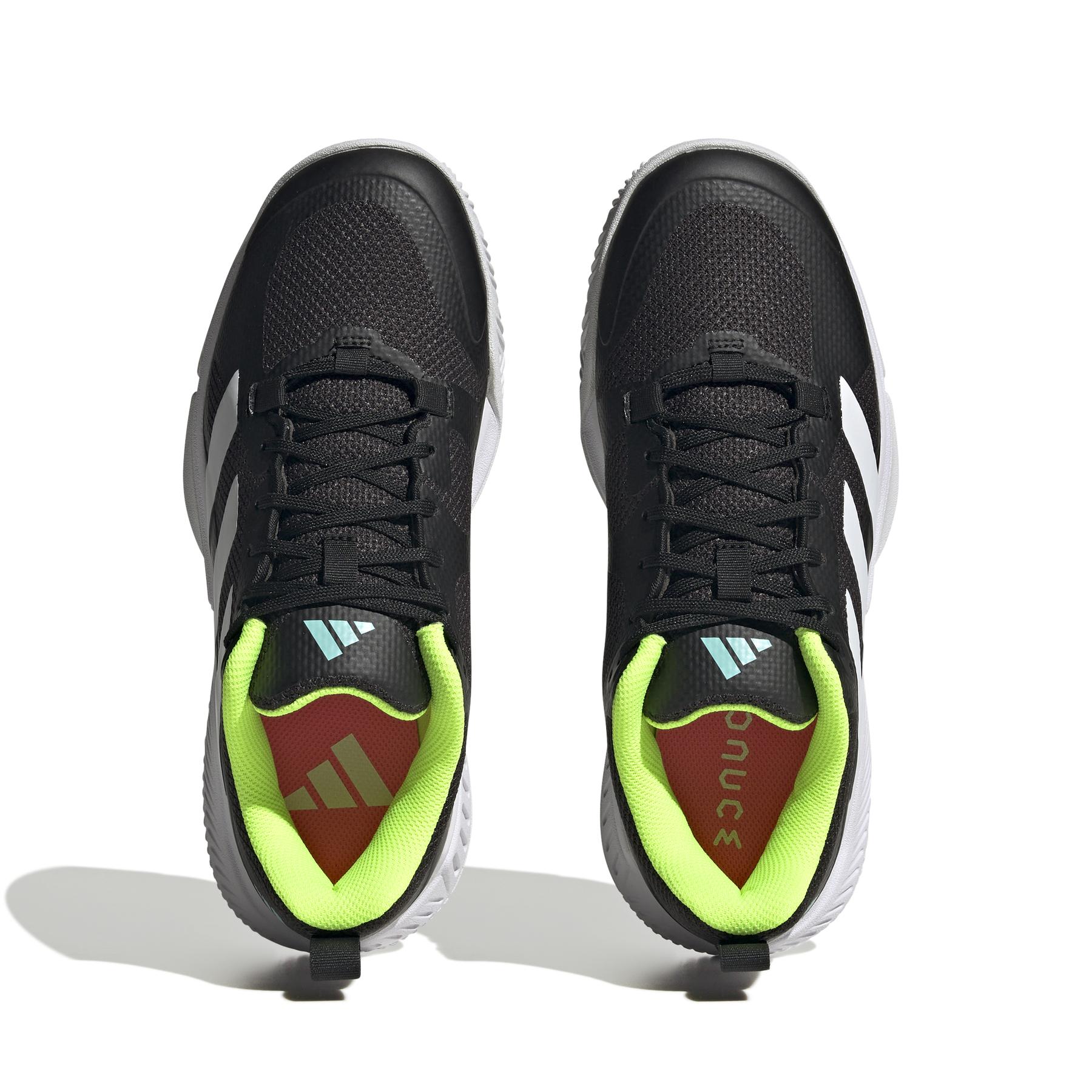 product/a/d/adidas_hp3342_2_footwear_photography_top_portrait_view_white_2x.jpg