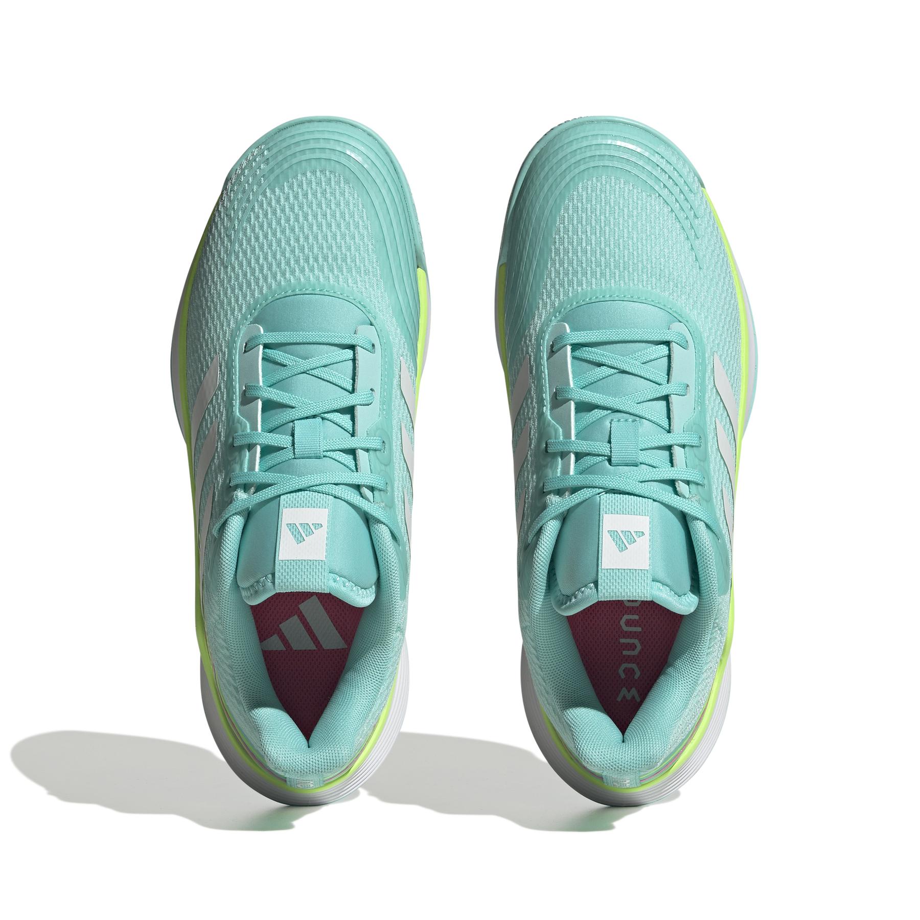 product/a/d/adidas_hp3365_3_footwear_photography_top_portrait_view_white_2x.jpg