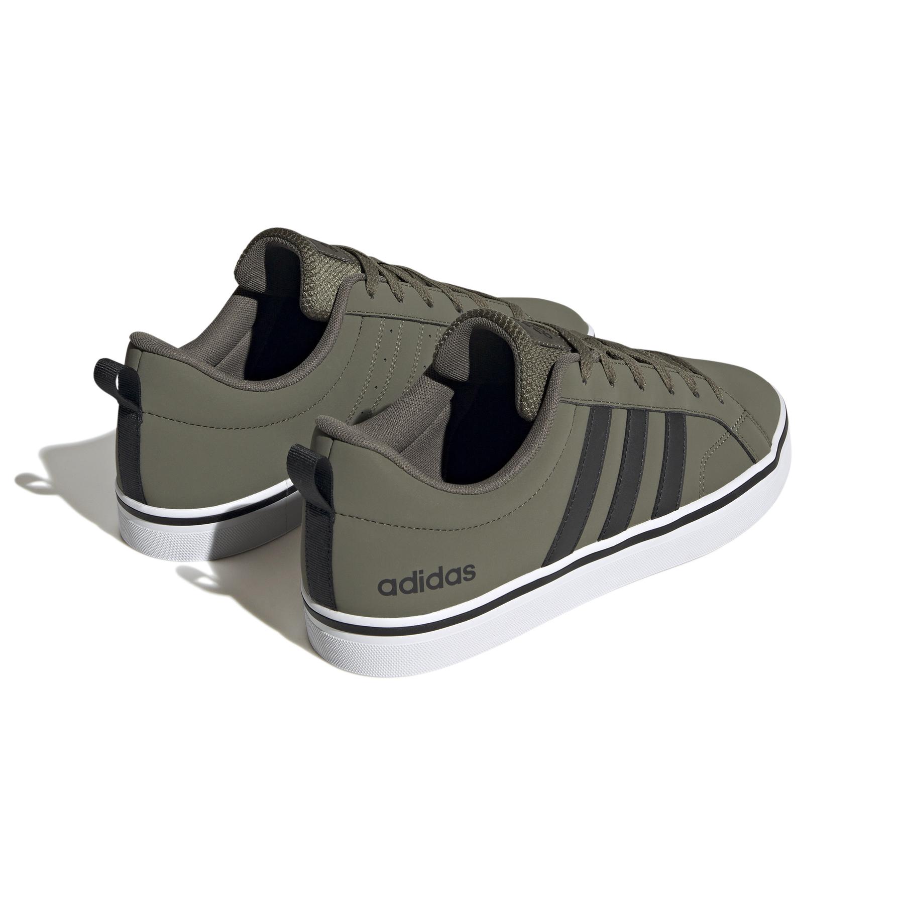 a/d/adidas_hp6002_7_footwear_photography_back_lateral_top_view_white-nw052424.jpg