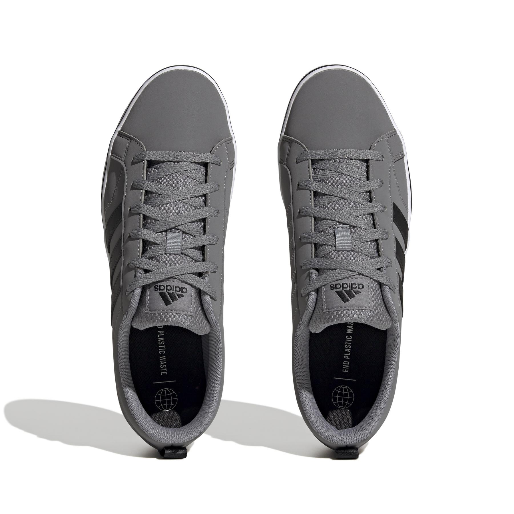 a/d/adidas_hp6007_3_footwear_photography_top_portrait_view_white-nw052424.jpg