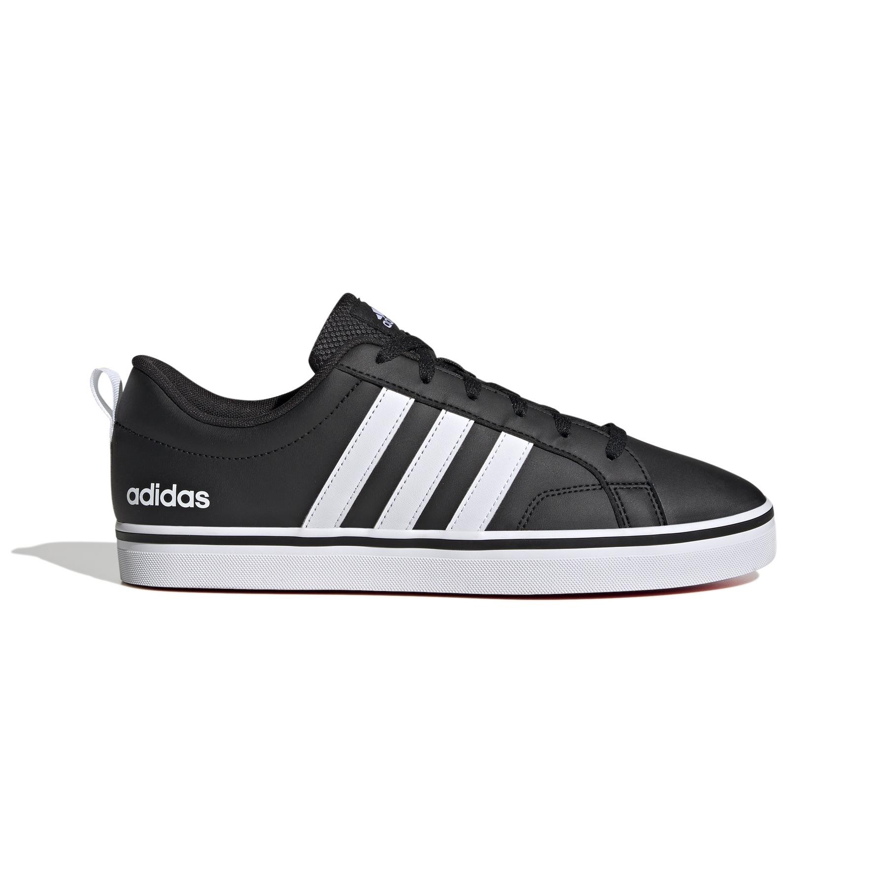 a/d/adidas_hp6009_1_footwear_photography_side_lateral_center_view_white-nw052424.jpg