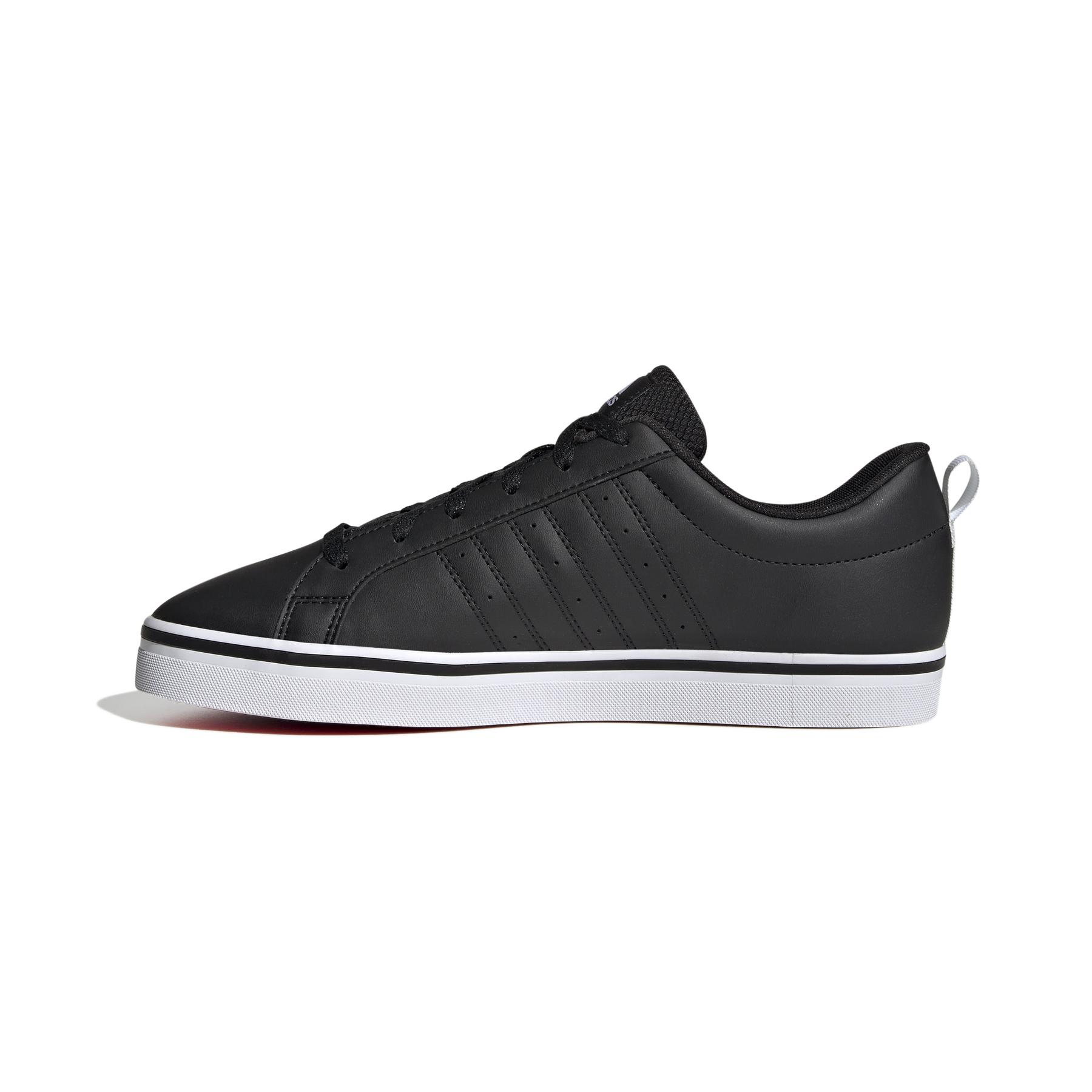 a/d/adidas_hp6009_5_footwear_photography_side_medial_center_view_white-nw052424.jpg