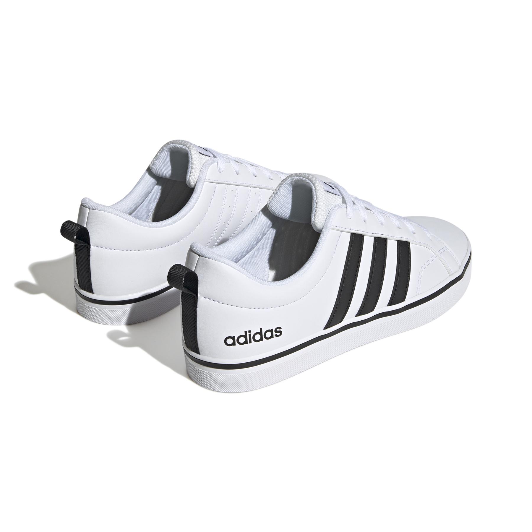 a/d/adidas_hp6010_7_footwear_photography_back_lateral_top_view_white-nw052424.jpg