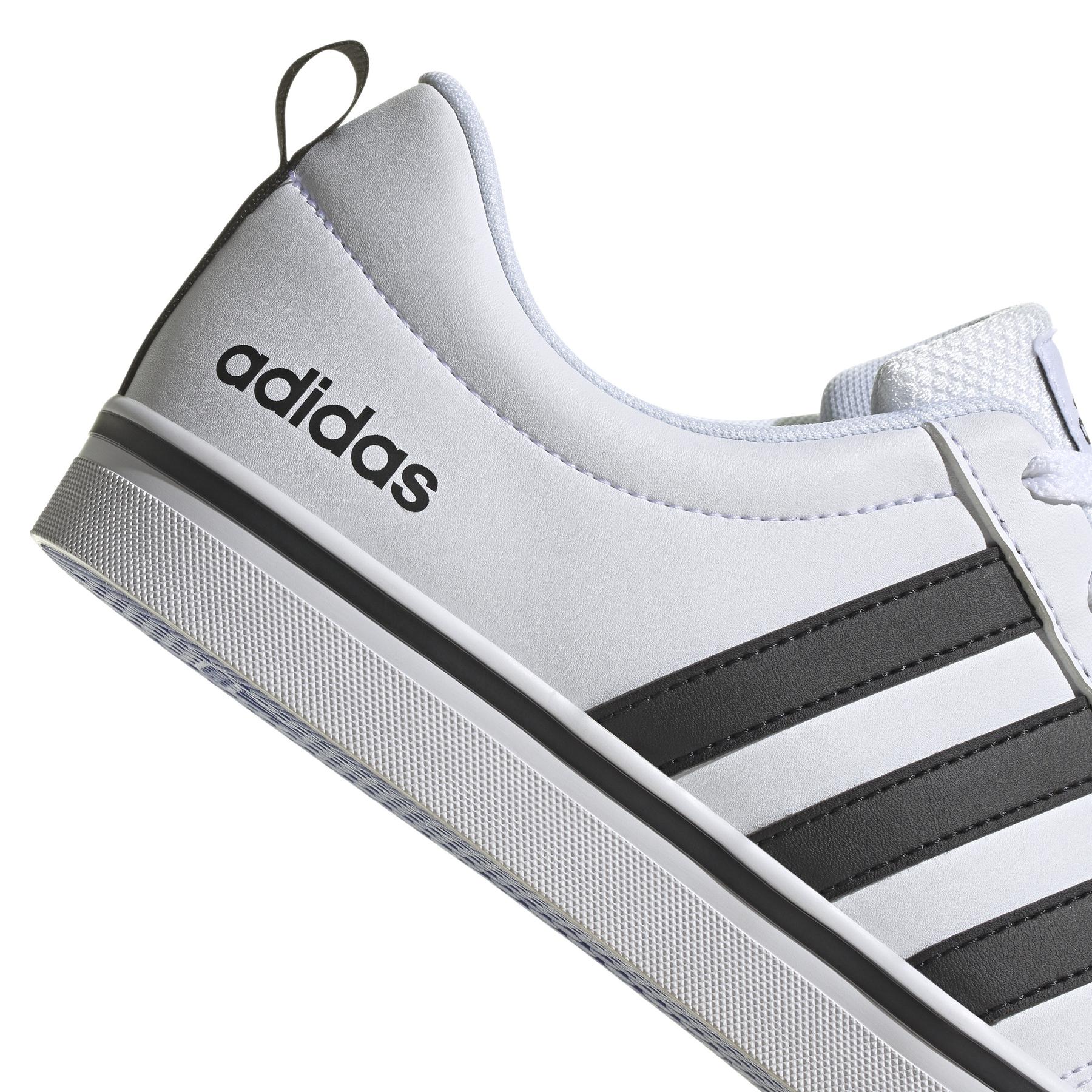 a/d/adidas_hp6010_8_footwear_photography_detail_view_1_white-nw052424.jpg