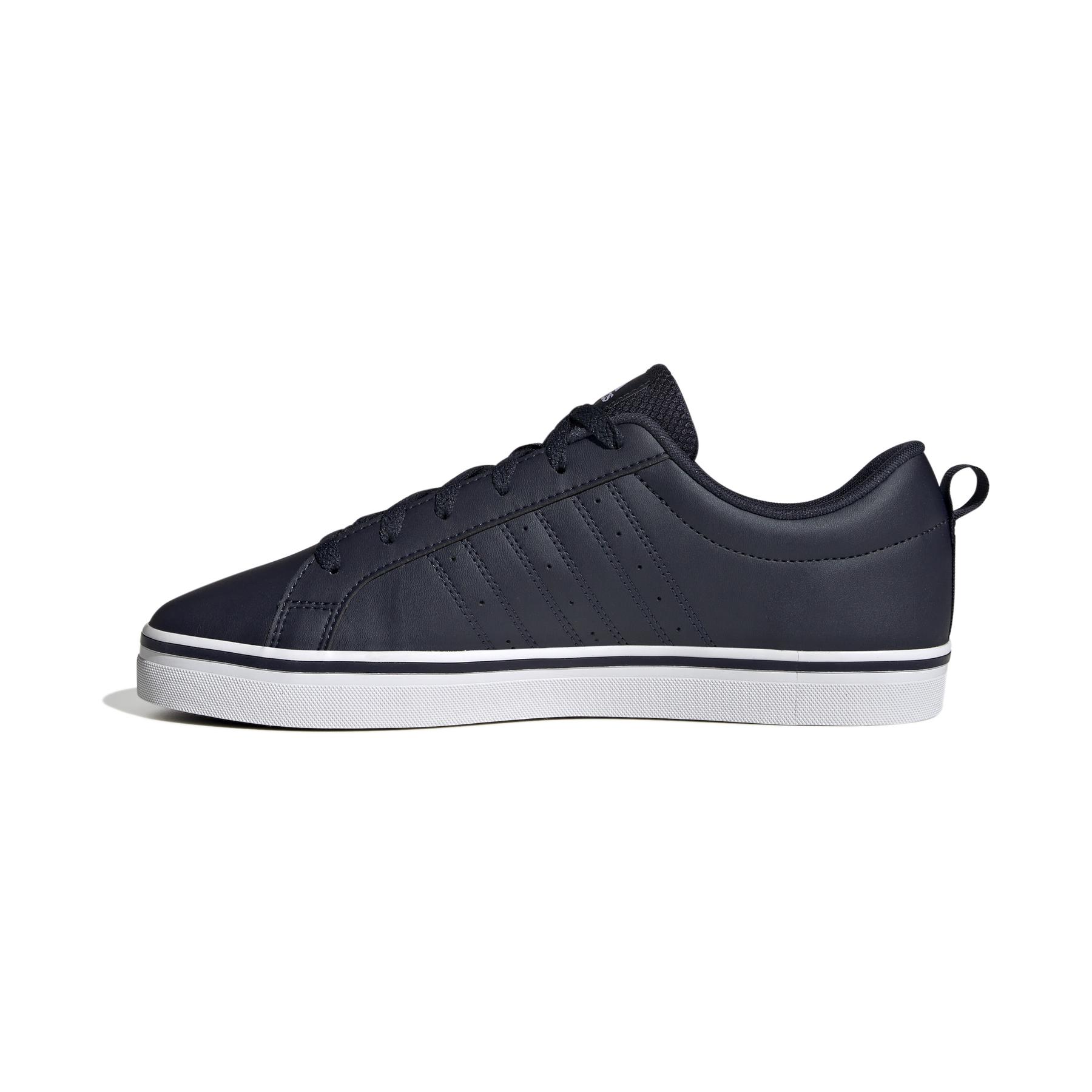 a/d/adidas_hp6011_5_footwear_photography_side_medial_center_view_white-nw052424.jpg