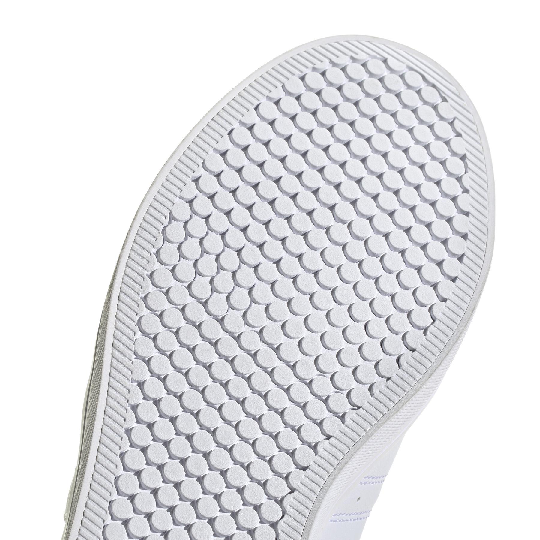 a/d/adidas_hp6012_9_footwear_photography_detail_view_2_white-nw052424.jpg