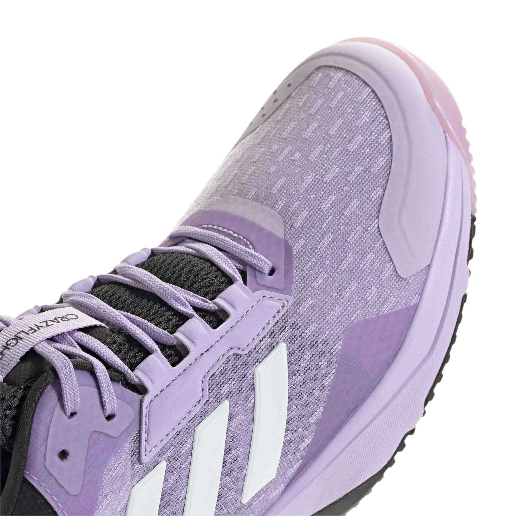 a/d/adidas_hp7031_9_footwear_photography_detail_view_2_white.jpg