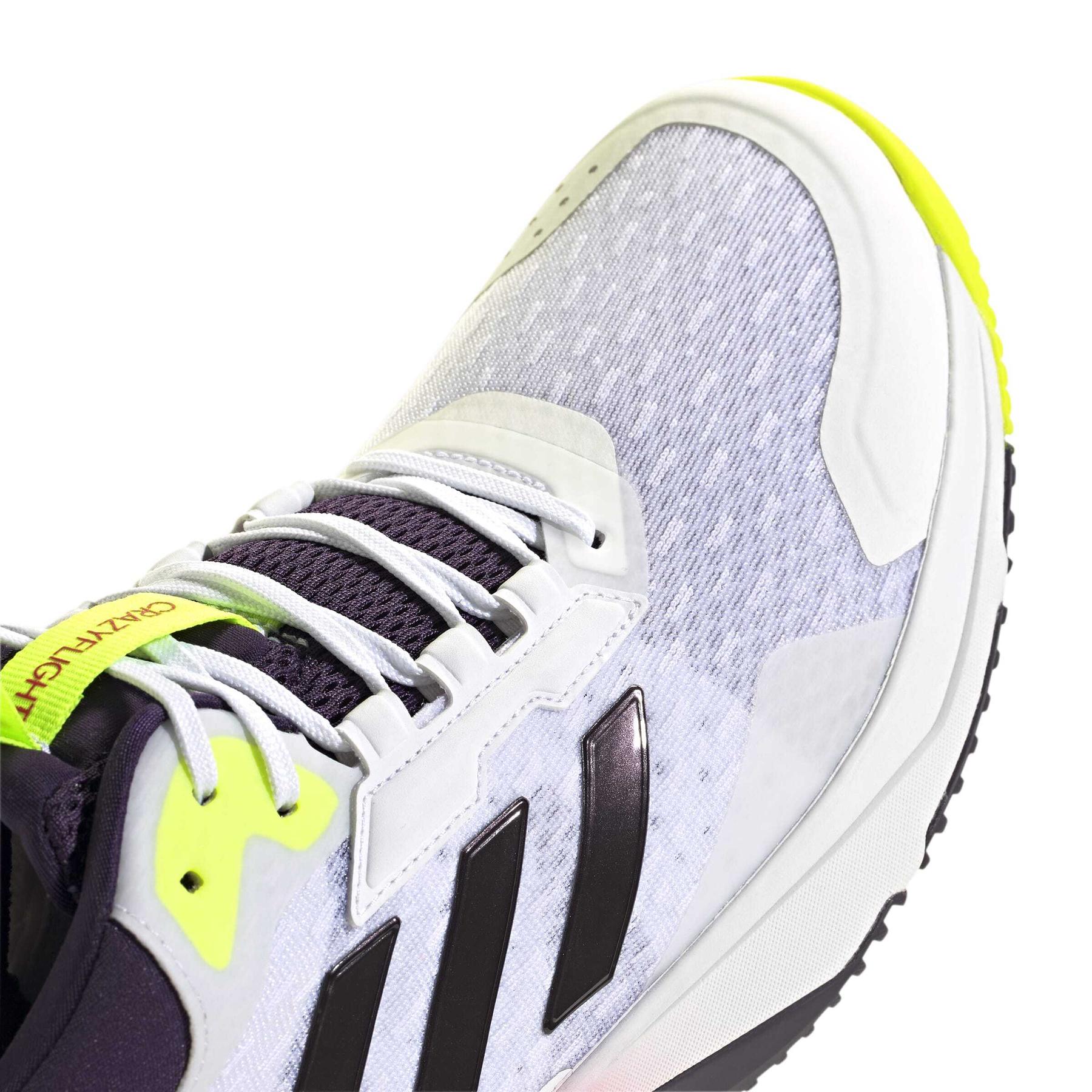 a/d/adidas_hp7037_9_footwear_photography_detail_view_2_white.jpg