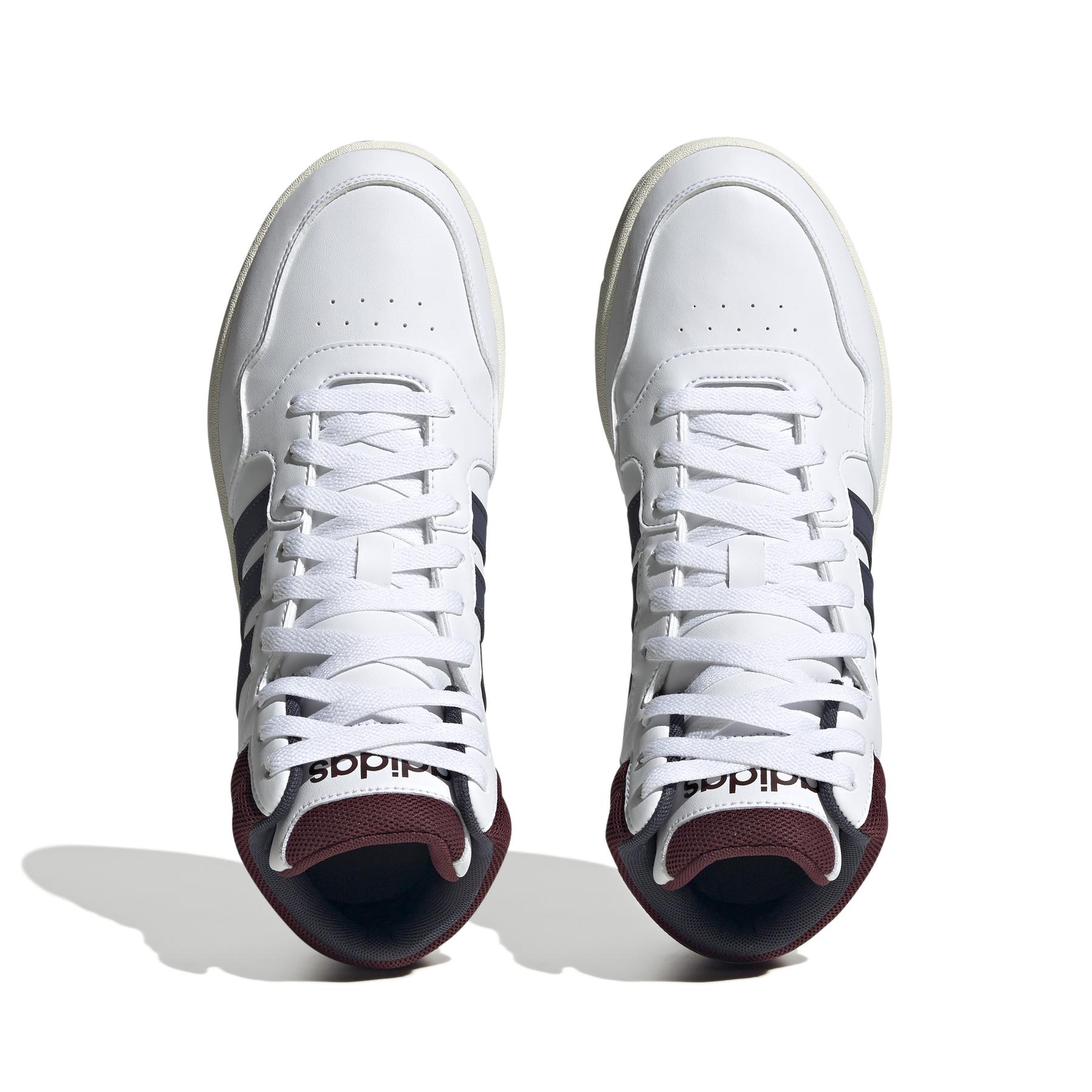product/a/d/adidas_hp7895_3_footwear_photography_top_portrait_view_white.jpg