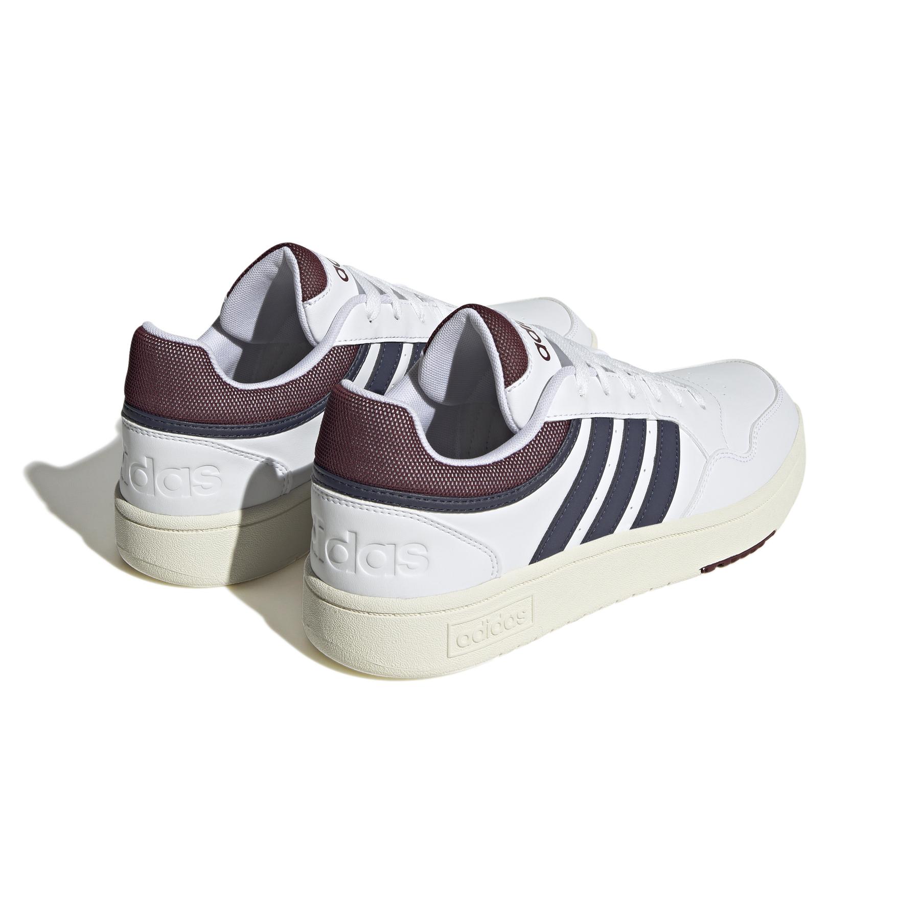 a/d/adidas_hp7944_7_footwear_photography_back_lateral_top_view_white.jpg