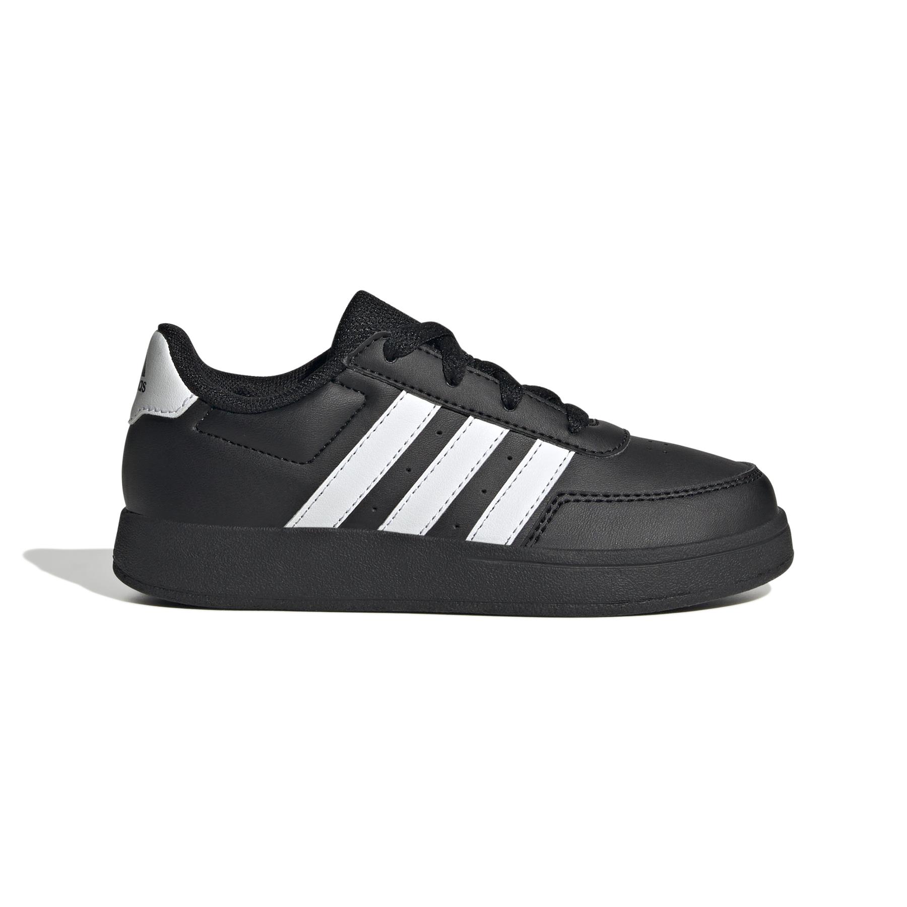 product/a/d/adidas_hp8961_1_footwear_photography_side_lateral_center_view_white-nw052424.jpg