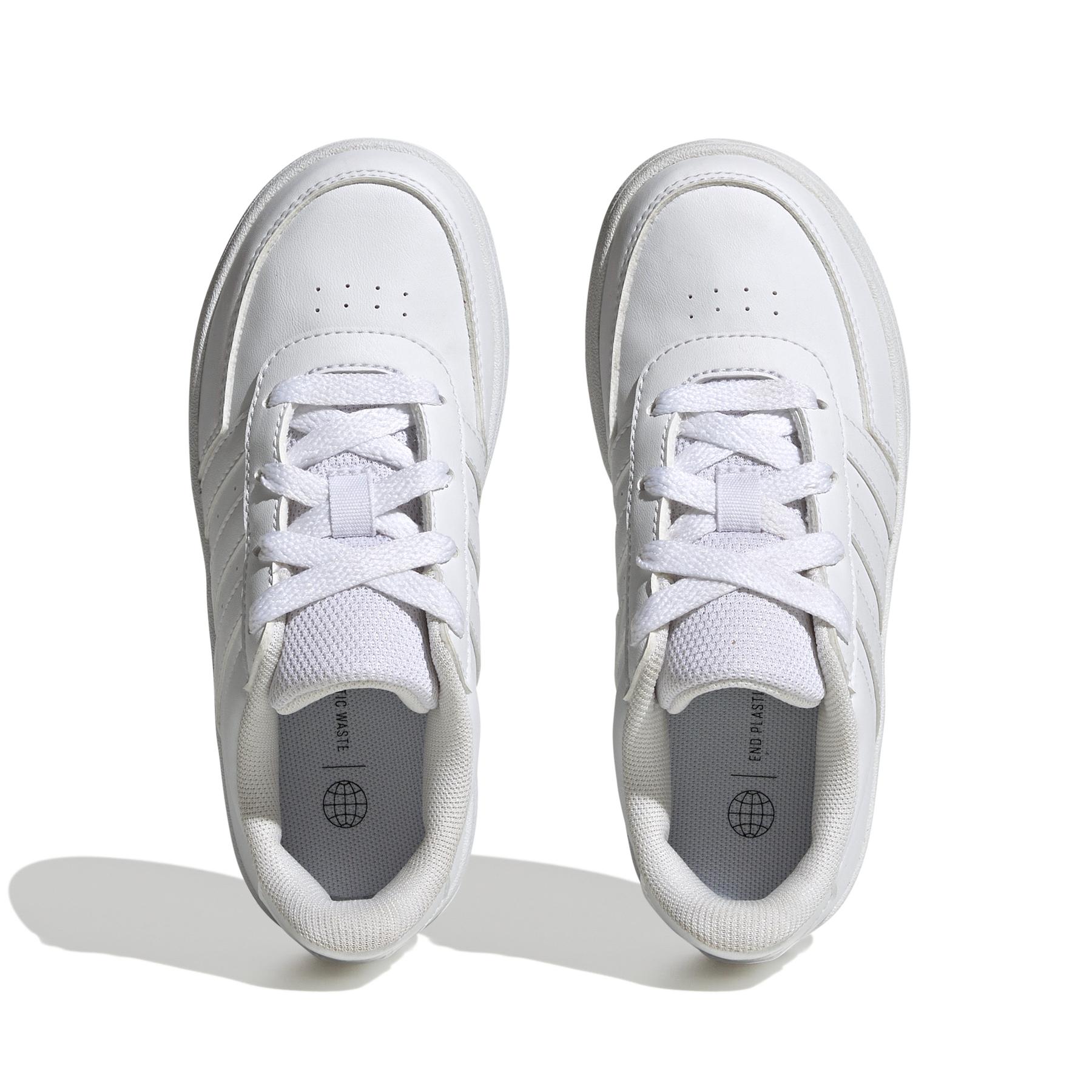 product/a/d/adidas_hp8962_3_footwear_photography_top_portrait_view_white-nw052424.jpg