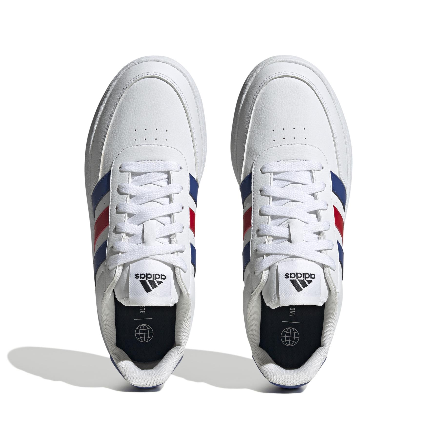 a/d/adidas_hp9424_3_footwear_photography_top_portrait_view_white-nw052424.jpg