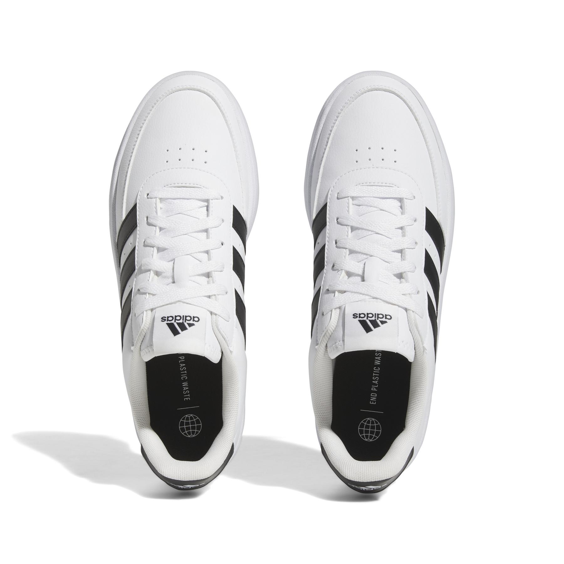 a/d/adidas_hp9426_3_footwear_photography_top_portrait_view_white-nw052424.jpg