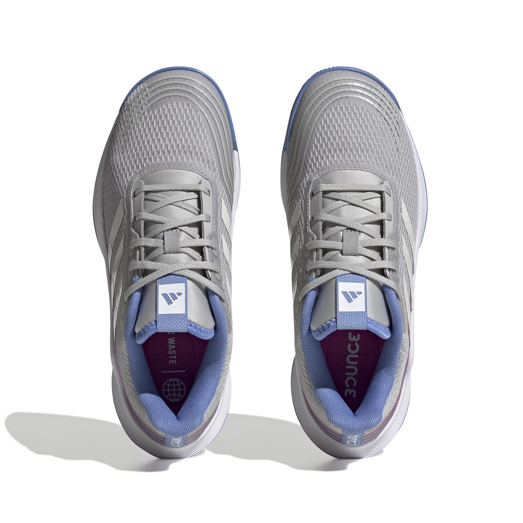 product/a/d/adidas_hq3515_3_footwear_photography_top_portrait_view_white.jpg