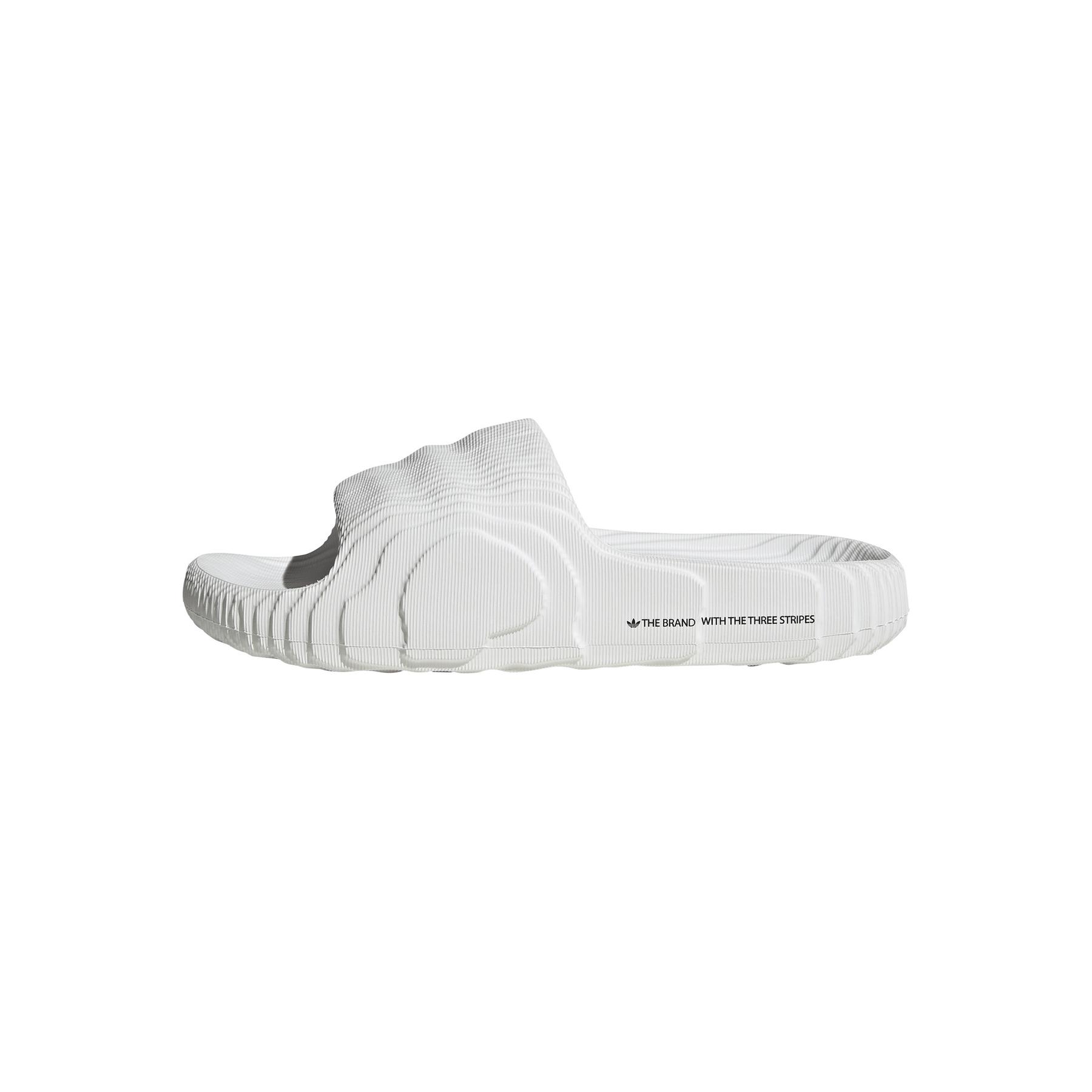 product/a/d/adidas_hq4672_12_footwear_photography_left_side_center_lateral_view_white.jpg