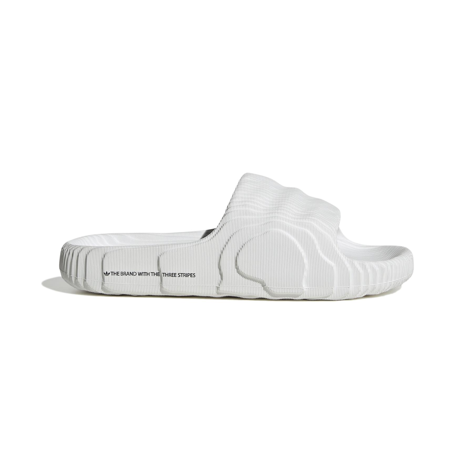 product/a/d/adidas_hq4672_1_footwear_photography_side_lateral_center_view_white.jpg