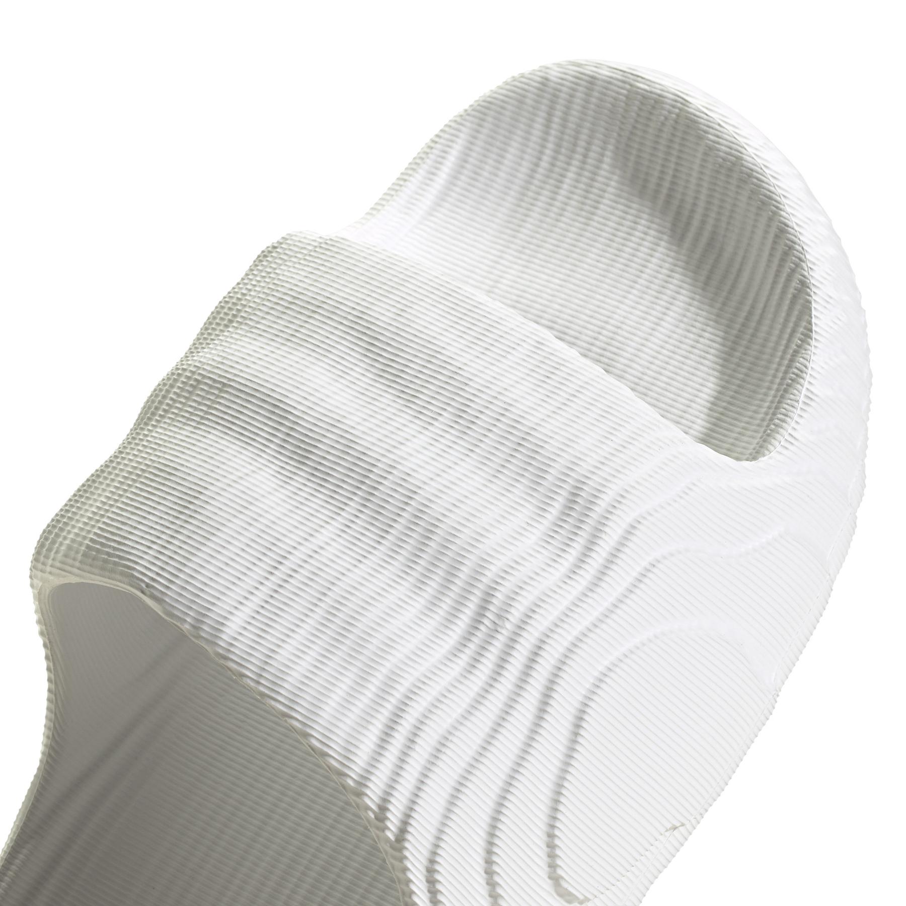 product/a/d/adidas_hq4672_8_footwear_photography_detail_view_1_white.jpg