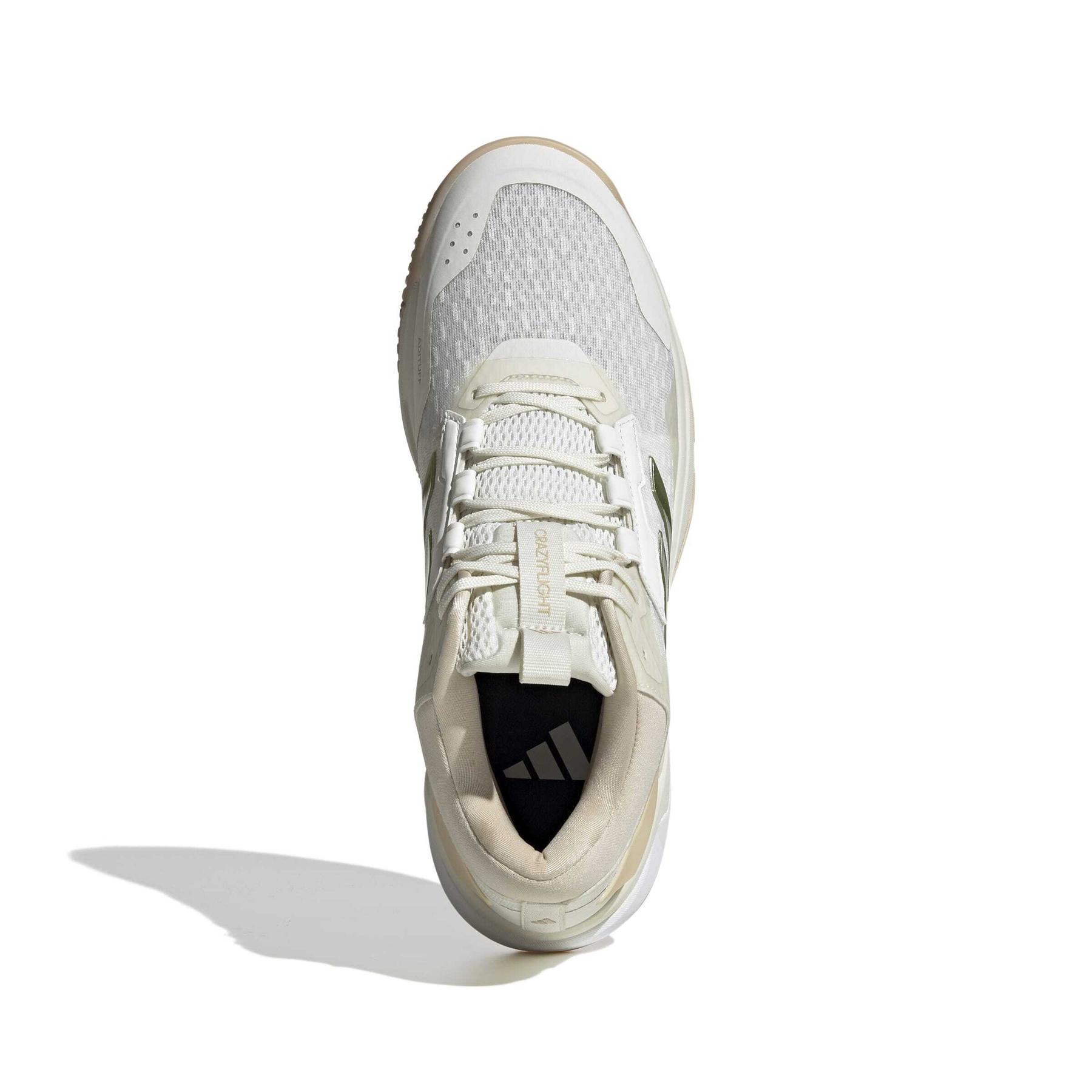 a/d/adidas_hq4686_3_footwear_photography_top_portrait_view_white.jpg