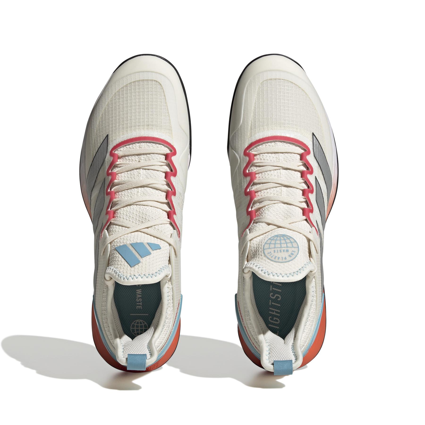 a/d/adidas_hq5930_3_footwear_photography_top_portrait_view_white_xo.jpg