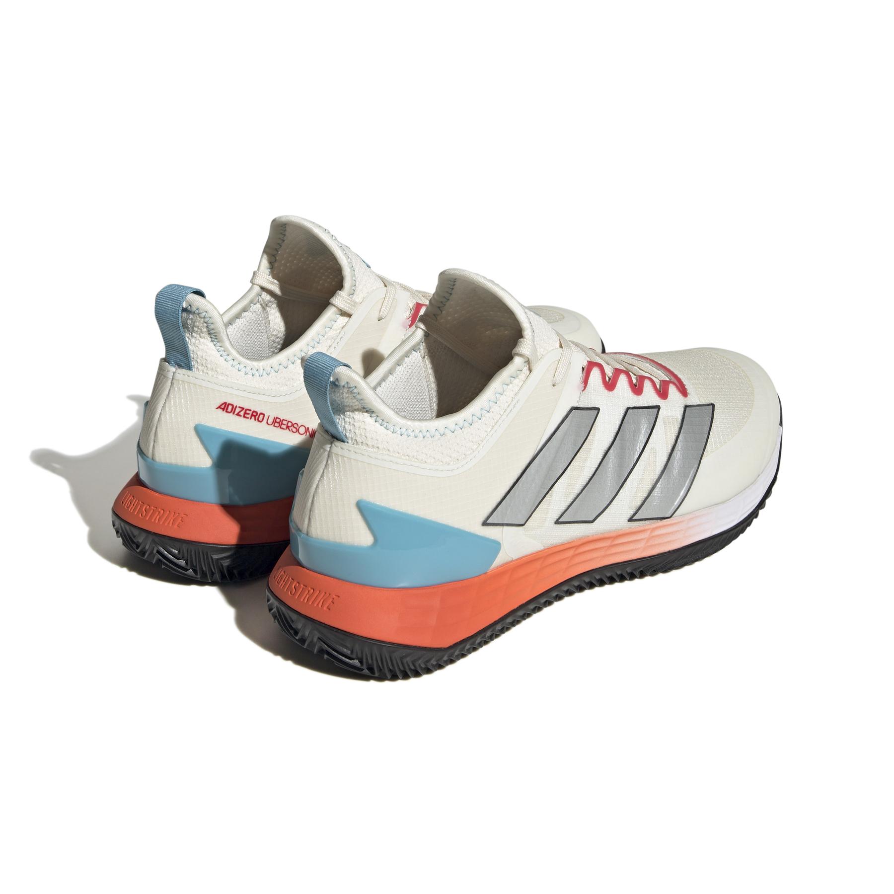 a/d/adidas_hq5930_7_footwear_photography_back_lateral_top_view_white_xo.jpg
