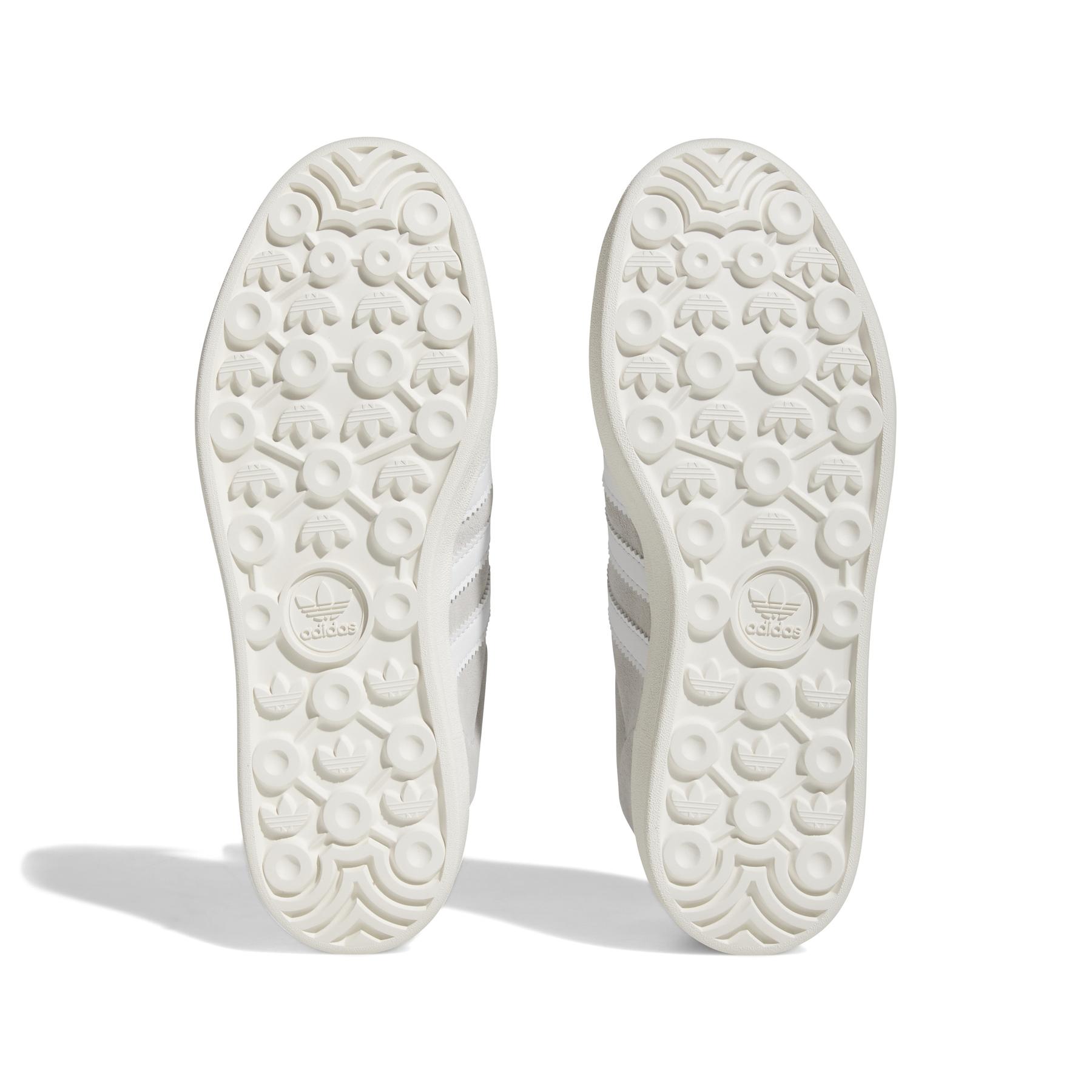 product/a/d/adidas_hq6893_4_footwear_photography_bottom_view_white.jpg