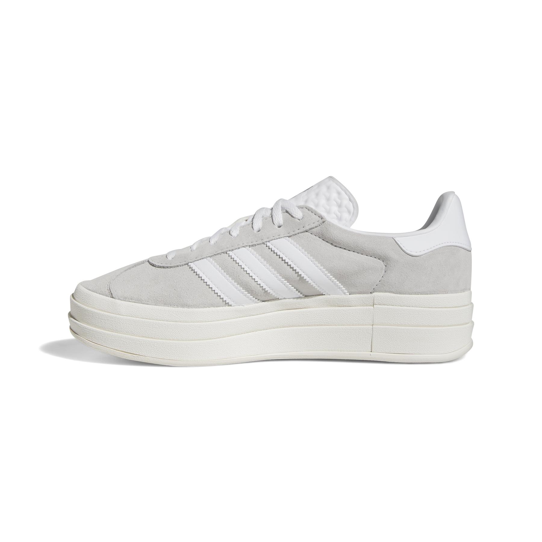 product/a/d/adidas_hq6893_5_footwear_photography_side_medial_center_view_white.jpg