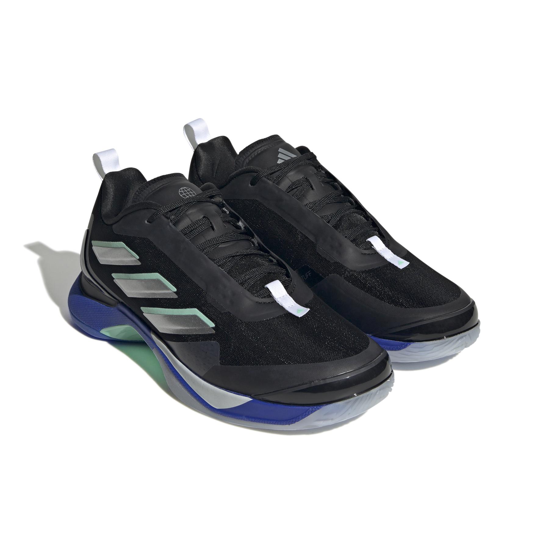 a/d/adidas_hq8402_6_footwear_photography_front_lateral_top_view_white.jpg