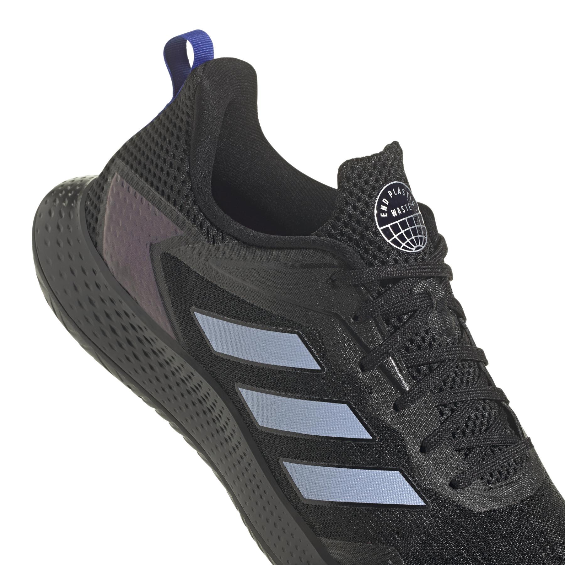 a/d/adidas_hq8457_9_footwear_photography_detail_view_2_white_xo.jpg