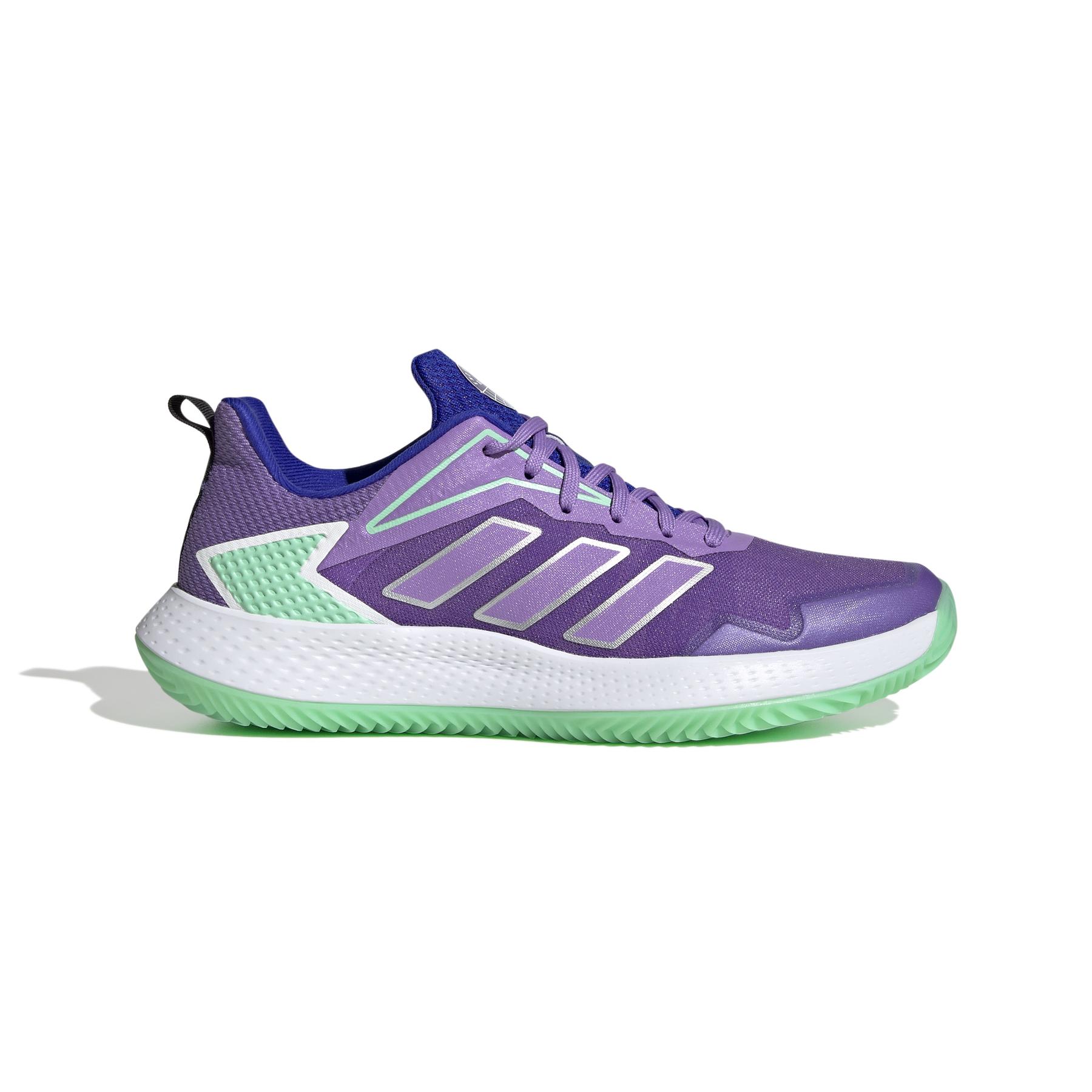 product/a/d/adidas_hq8465_1_footwear_photography_side_lateral_center_view_white.jpg