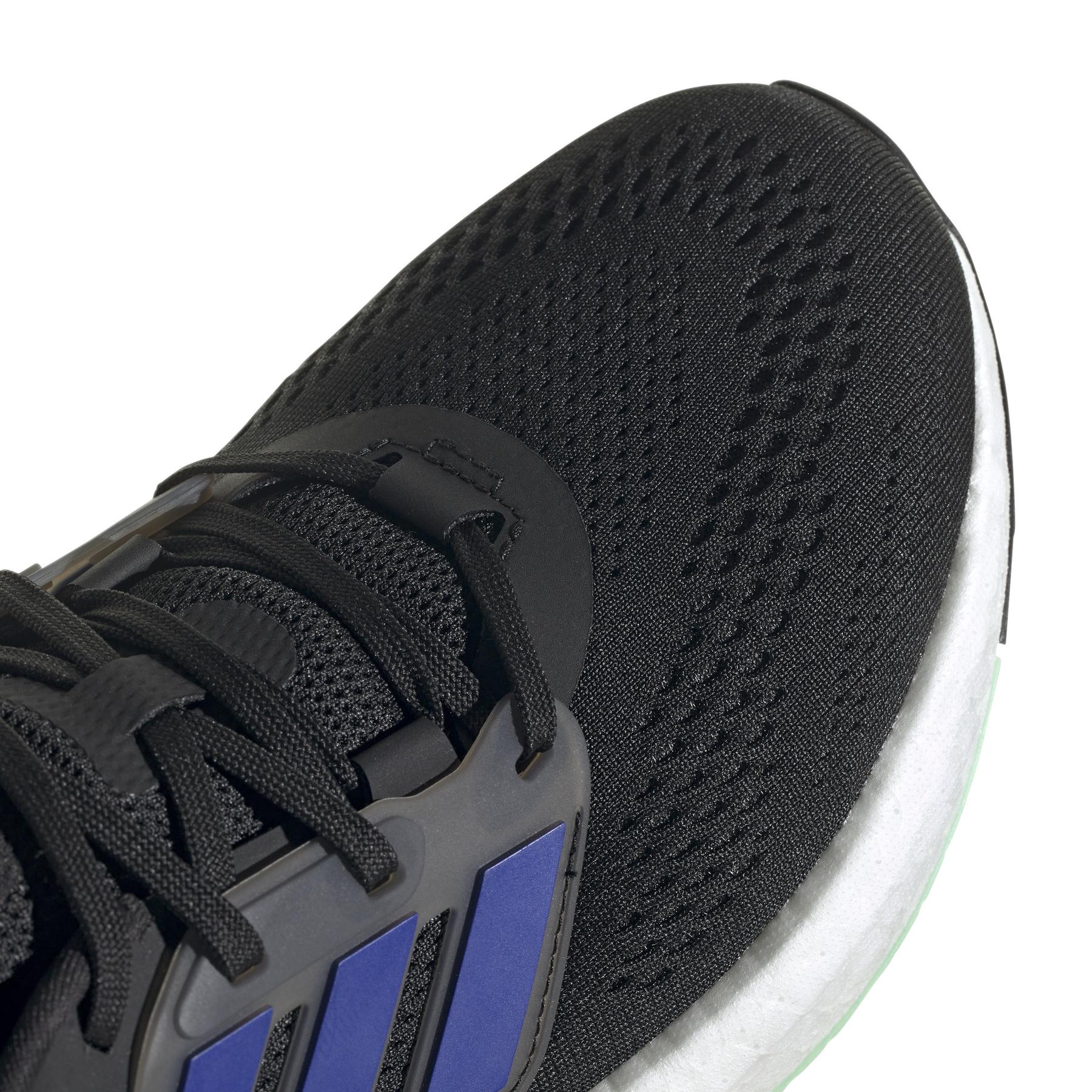 product/a/d/adidas_hq8584_8_footwear_photography_detail_view_1_white_000.jpg