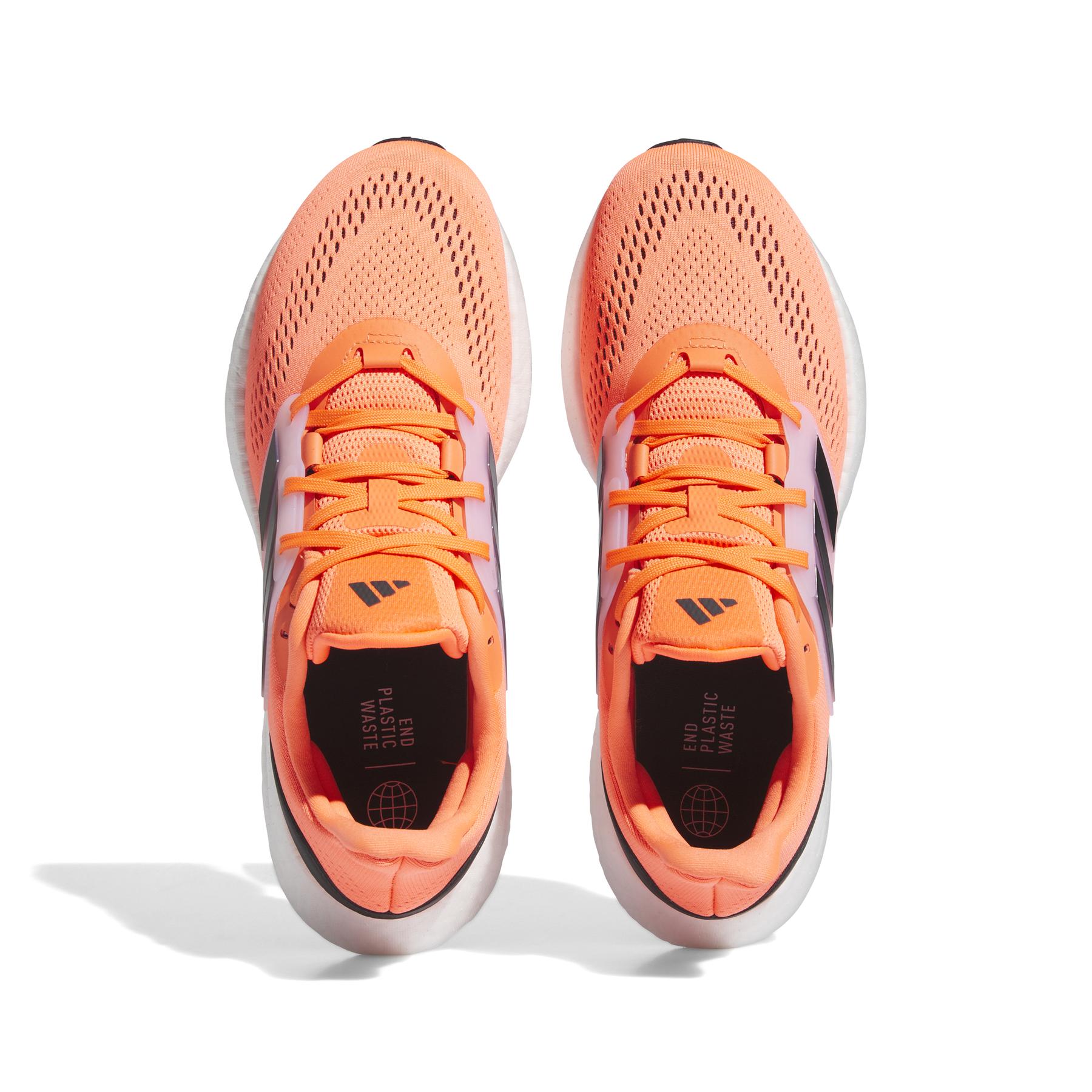 product/a/d/adidas_hq8587_3_footwear_photography_top_portrait_view_white_xx.jpg