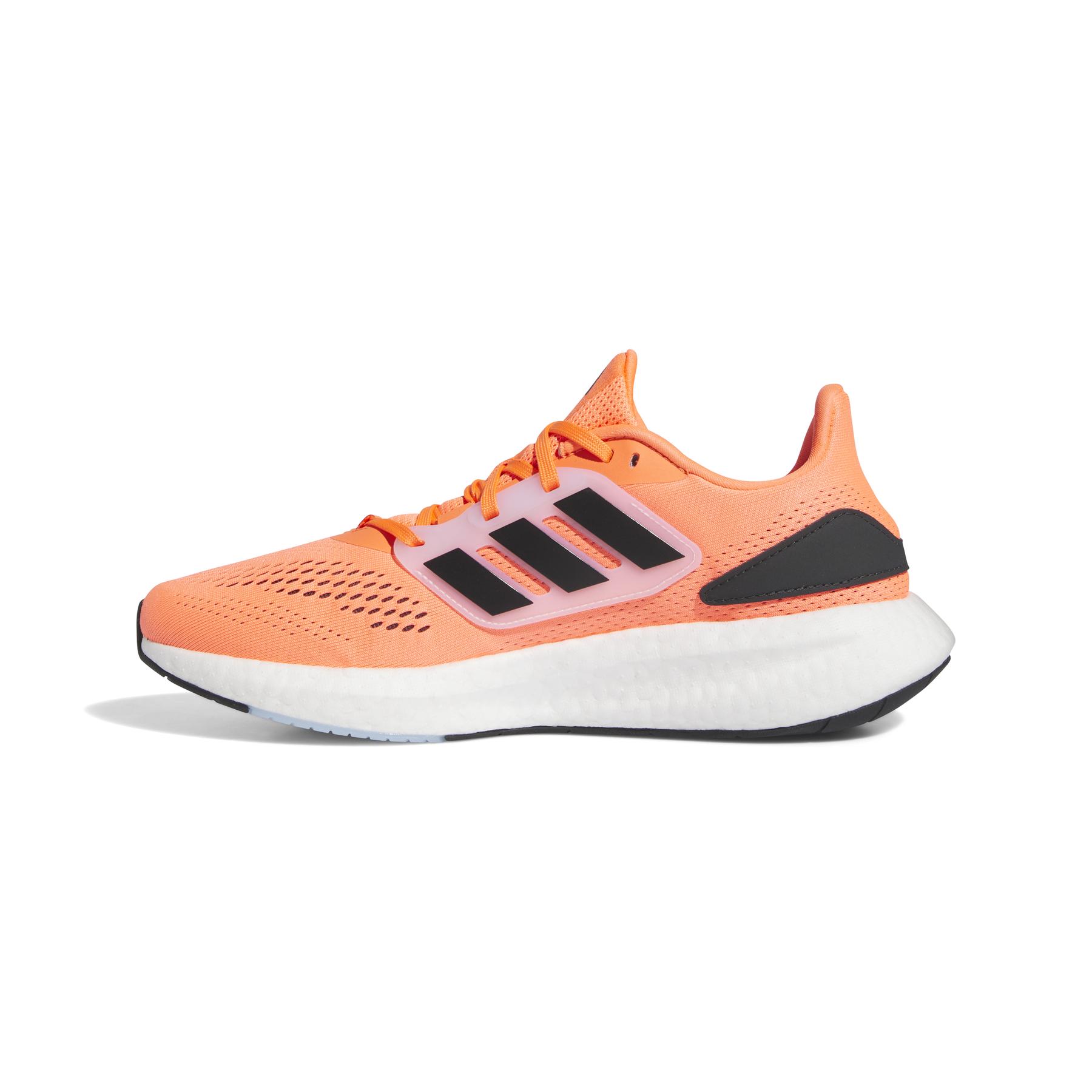 product/a/d/adidas_hq8587_5_footwear_photography_side_medial_center_view_white_xx.jpg