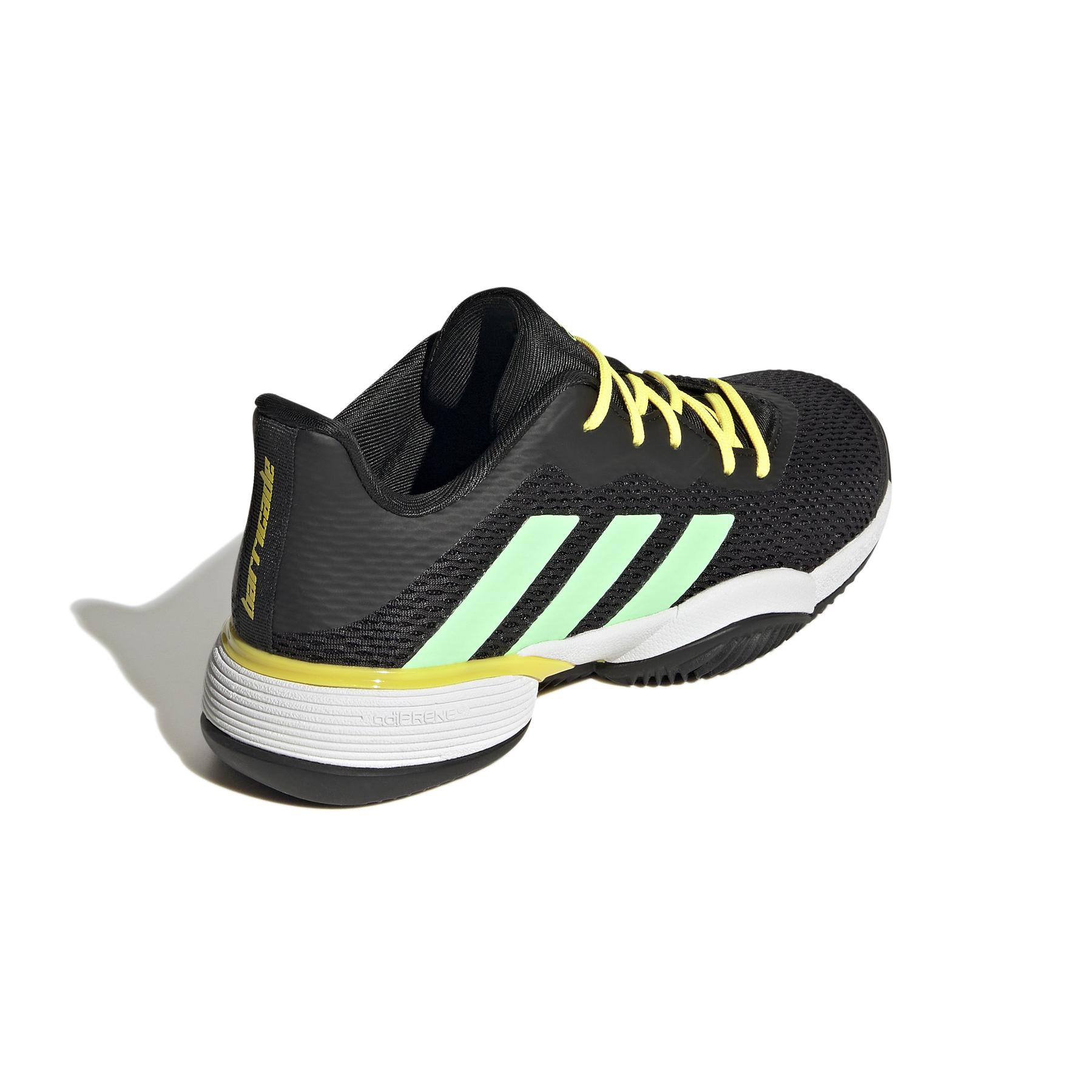 product/a/d/adidas_hr1028_7_footwear_photography_back_lateral_top_view_white_000.jpg